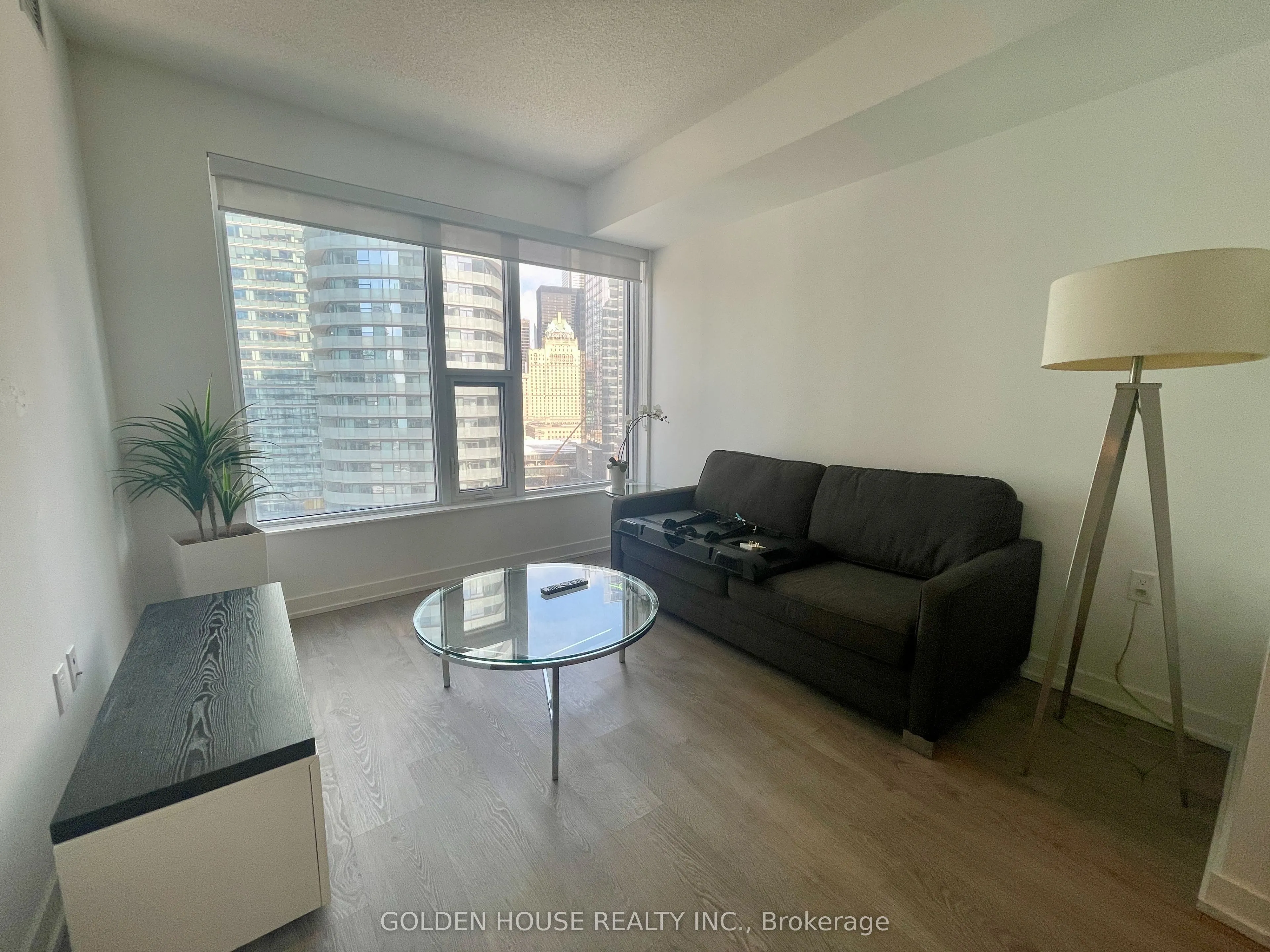 10 York Street, #1602