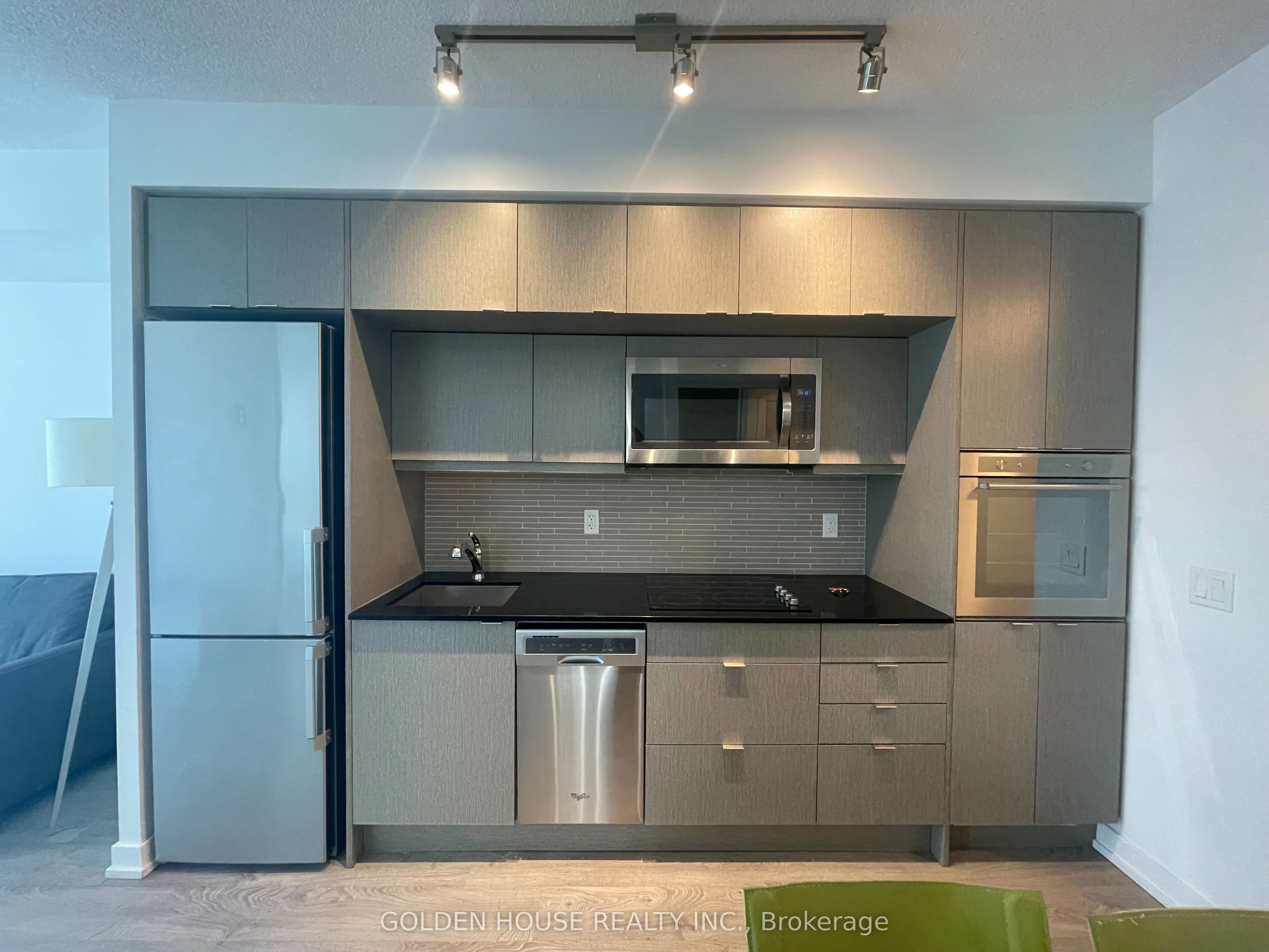 10 York Street, #1602