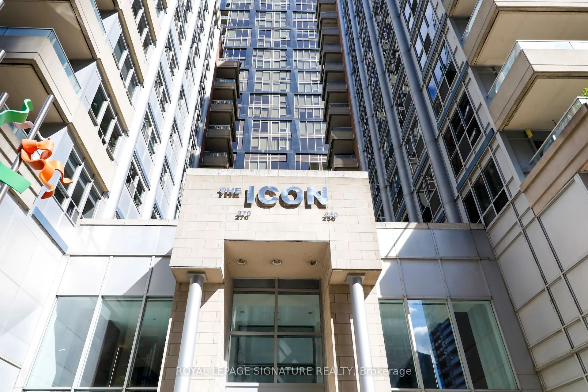 250 Wellington Street W, #343