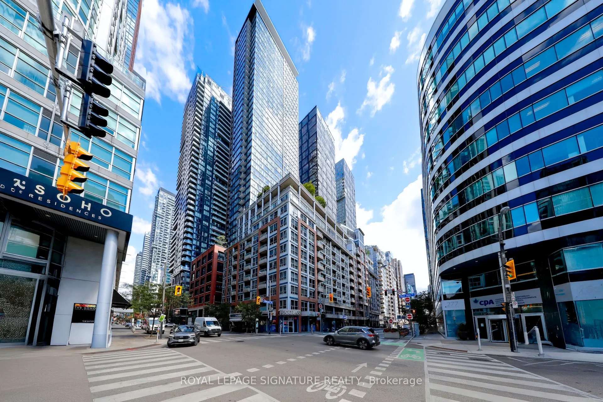 250 Wellington Street W, #343