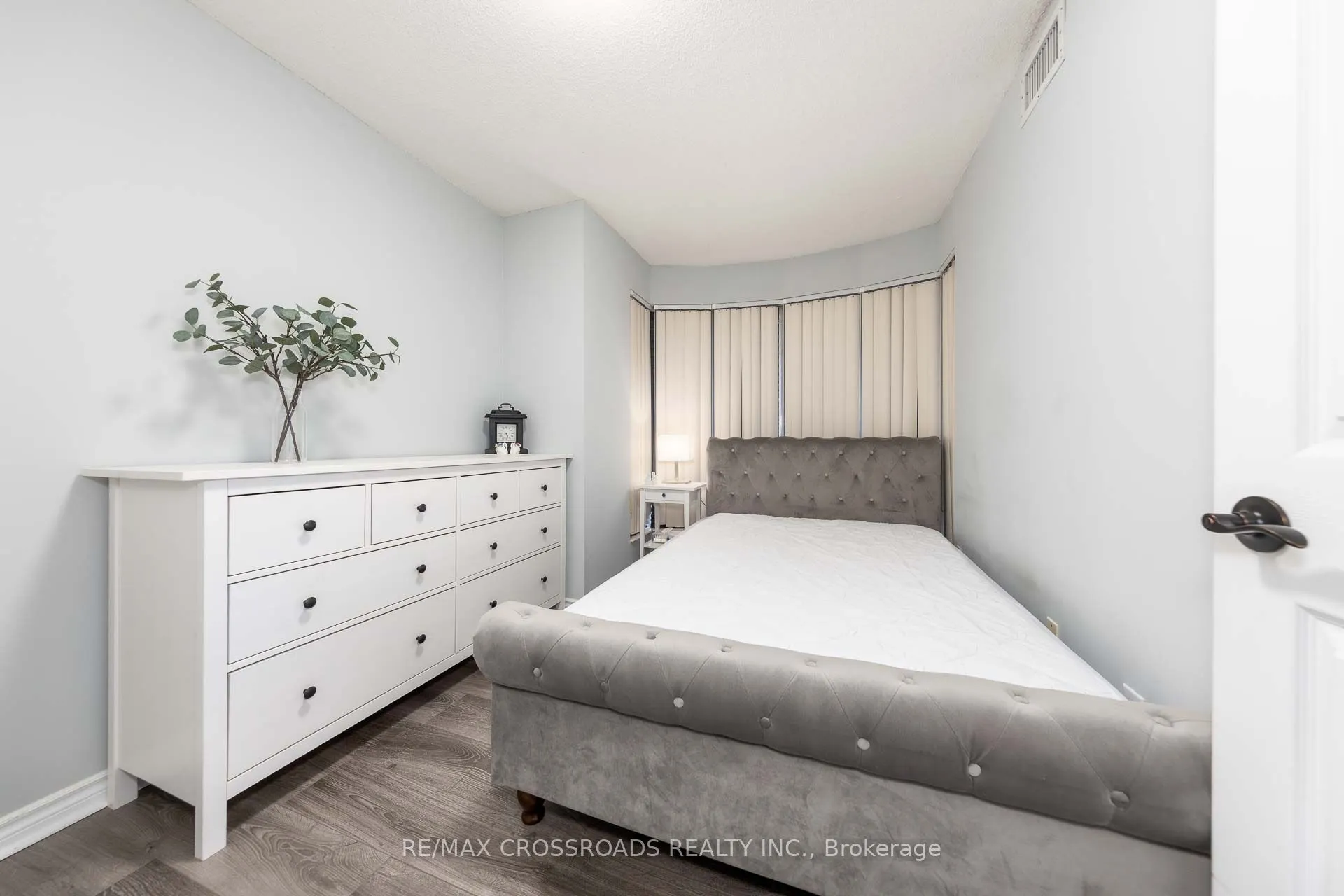 7 Lorraine Drive, #203