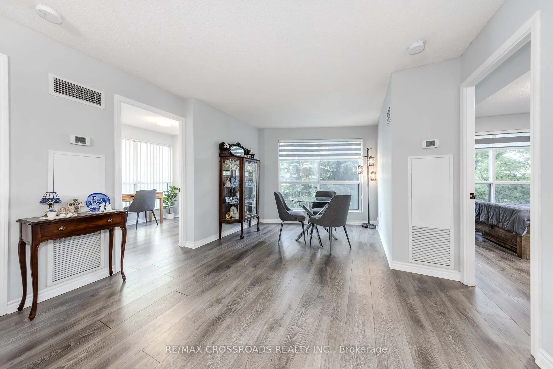 7 Lorraine Drive, #203