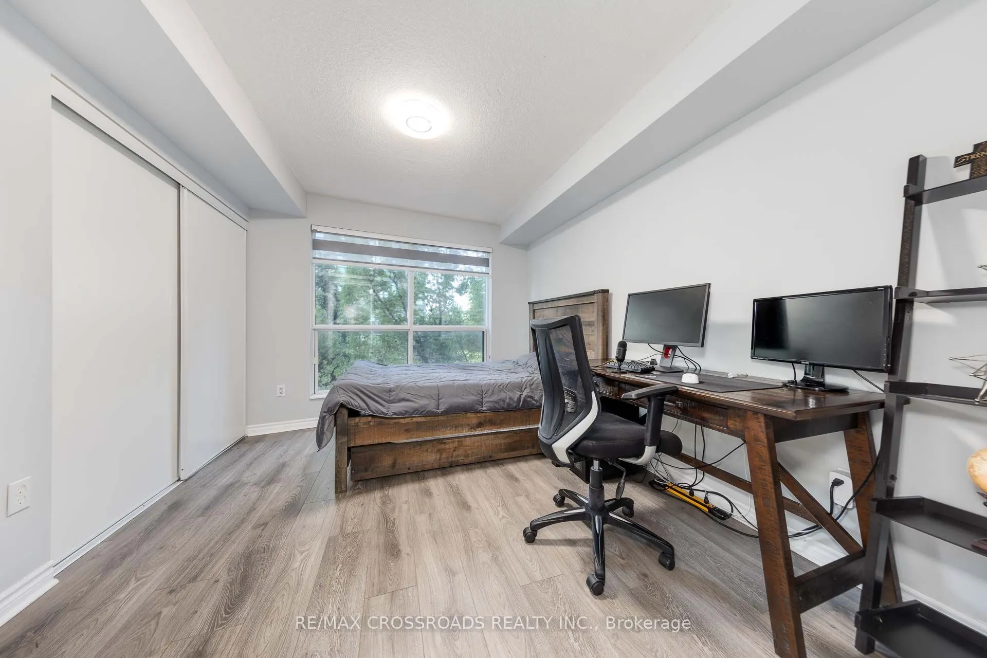 7 Lorraine Drive, #203