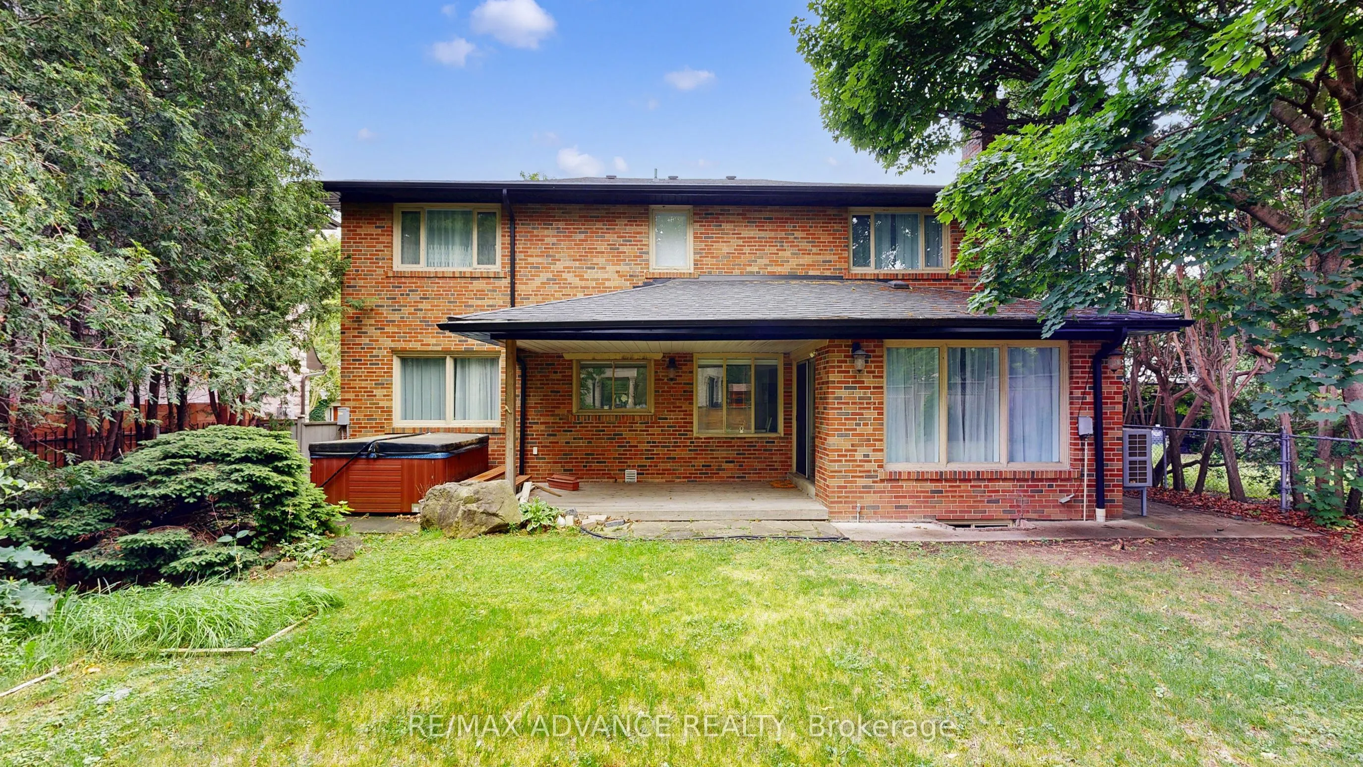 9 Carluke Crescent