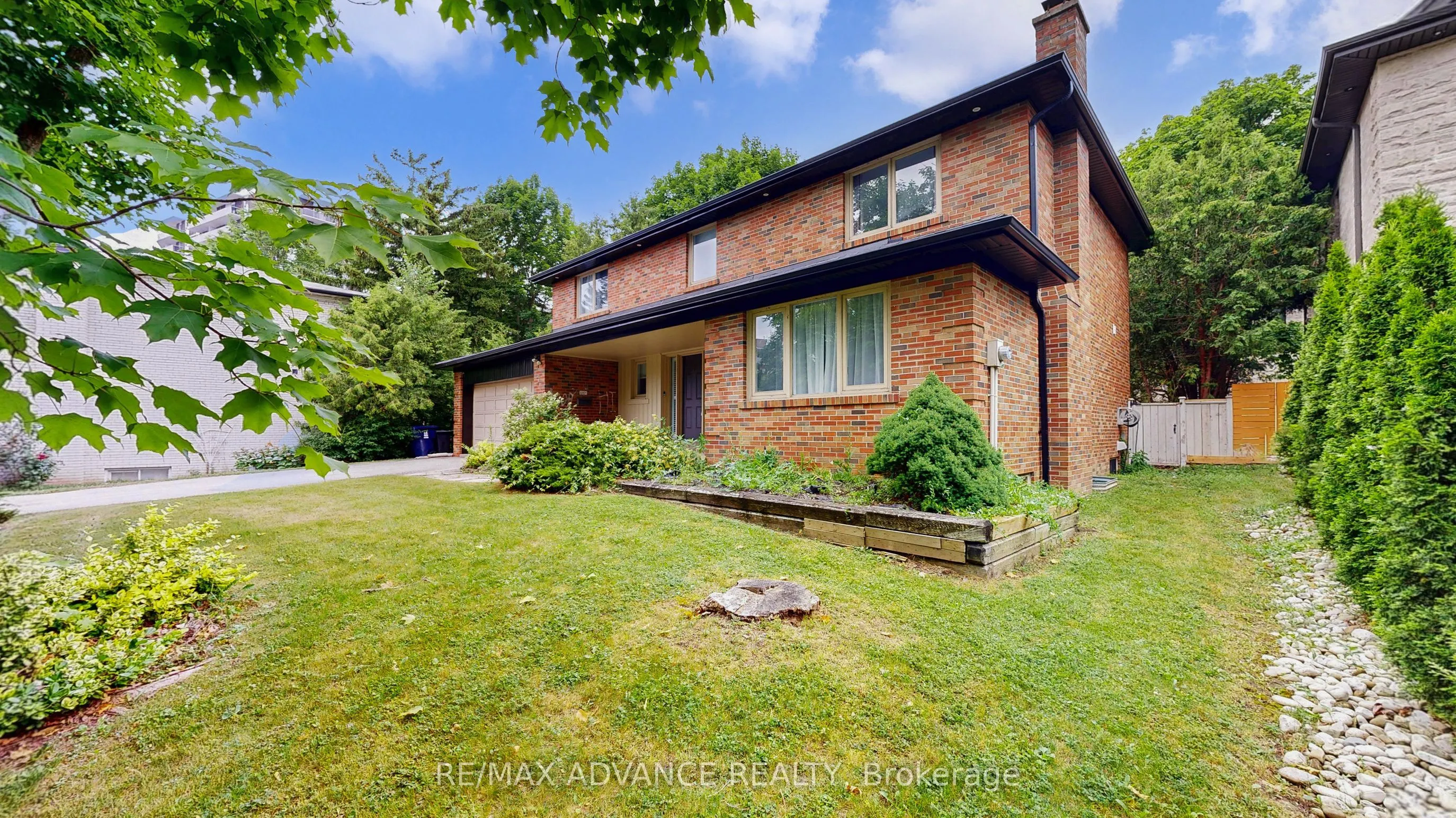 9 Carluke Crescent