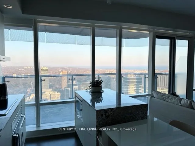 1 Bloor Street E, #6202