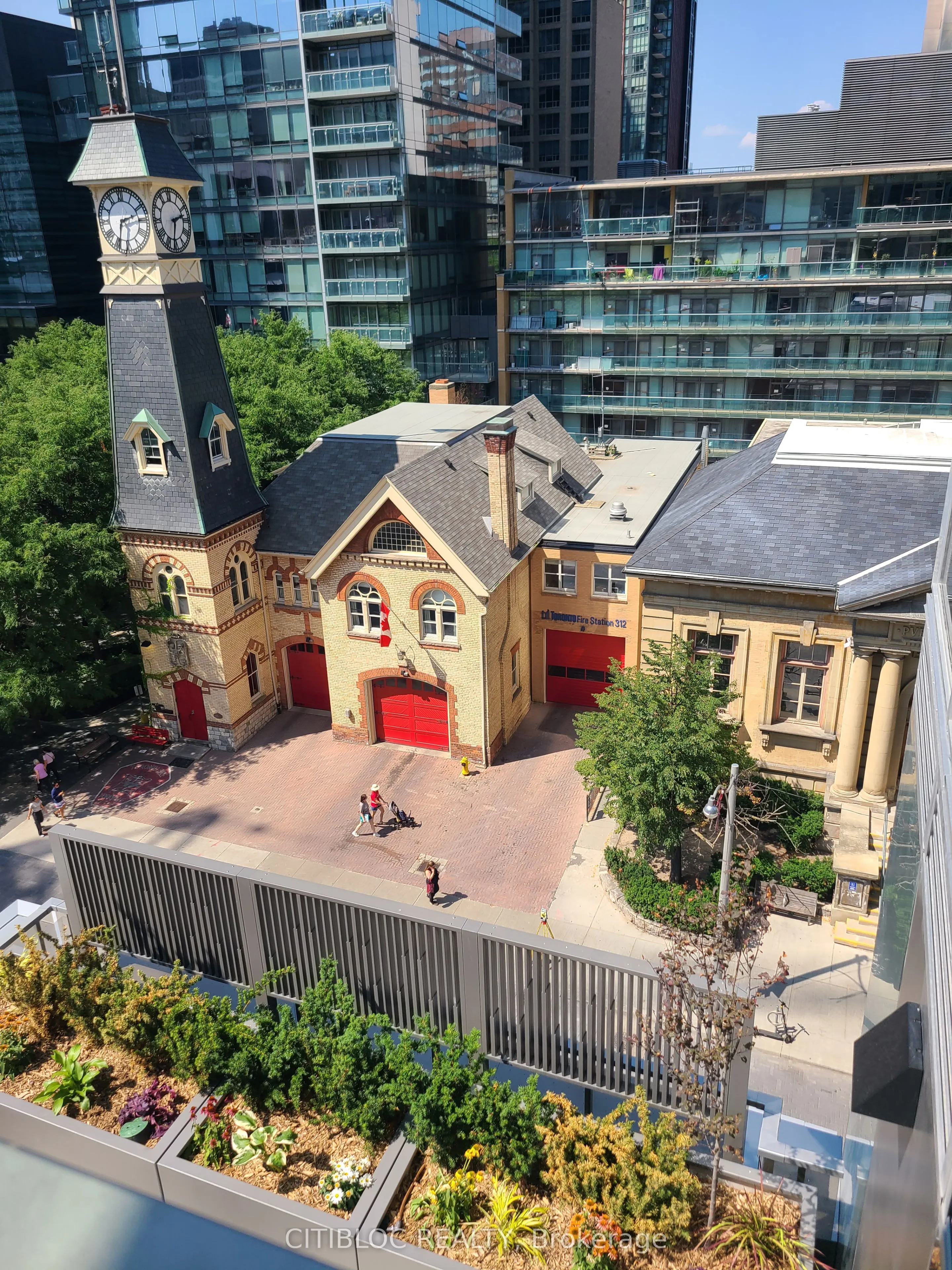 11 Yorkville Avenue, #5209
