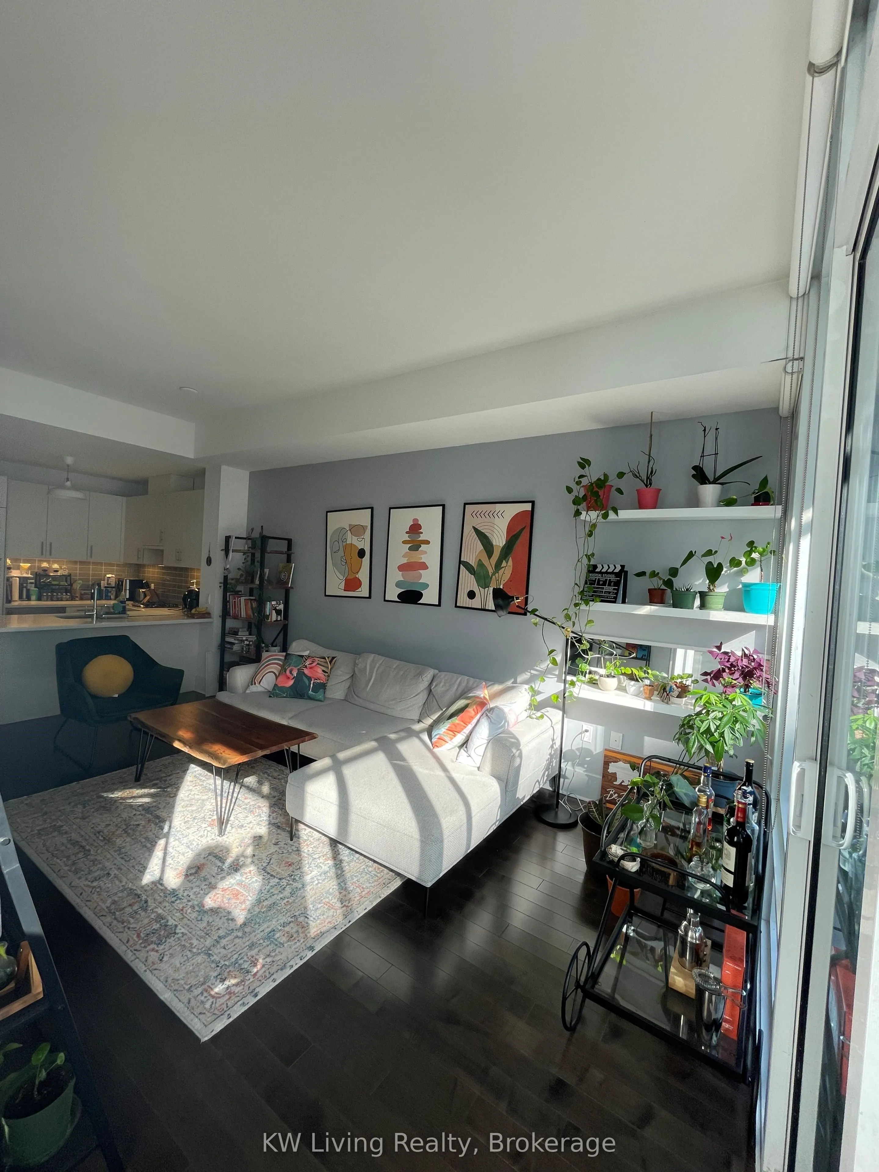 29 Queens Quay E, #622
