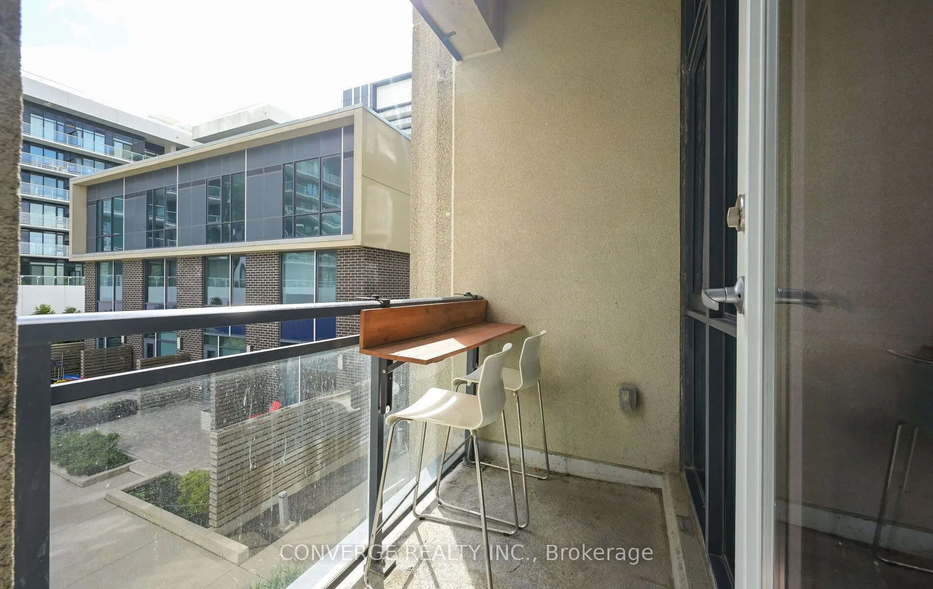75 The Donway W, #203