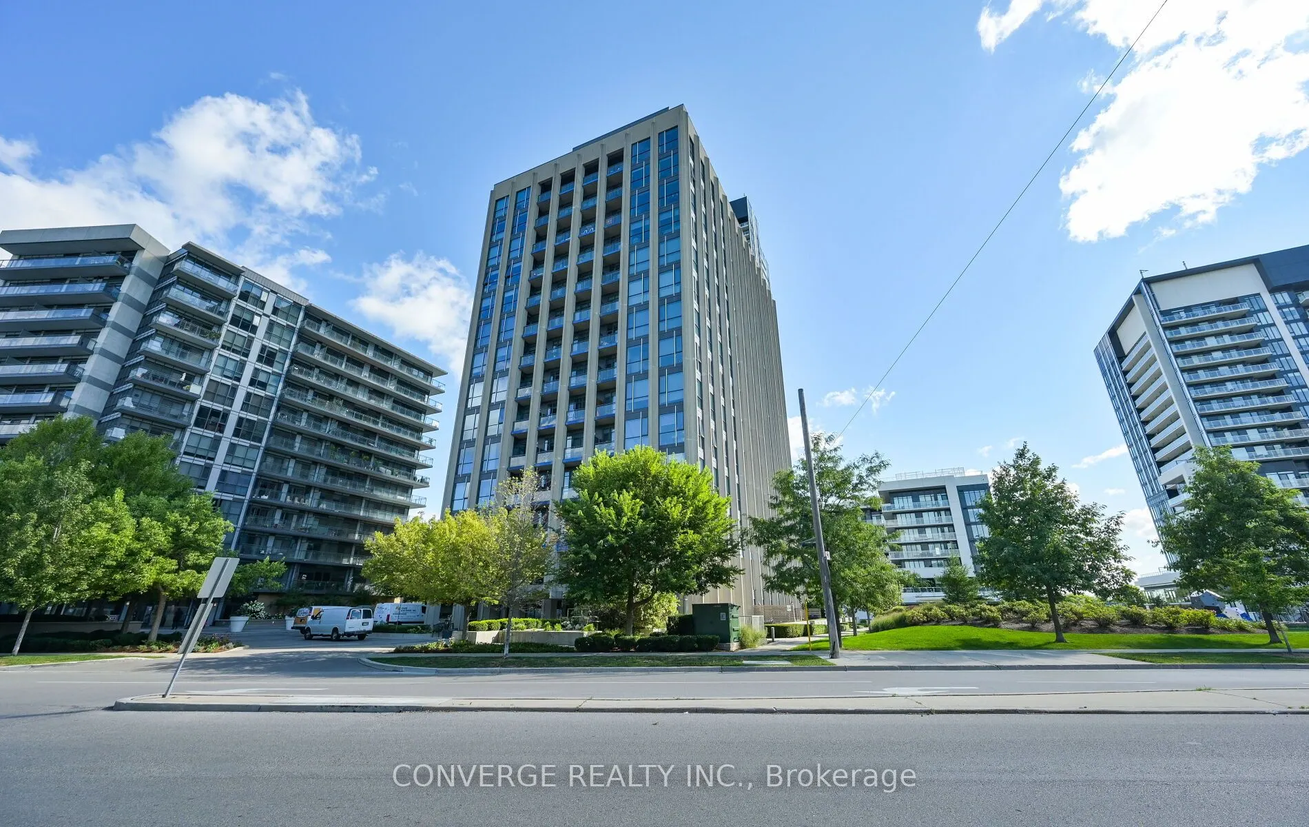 75 The Donway W, #203