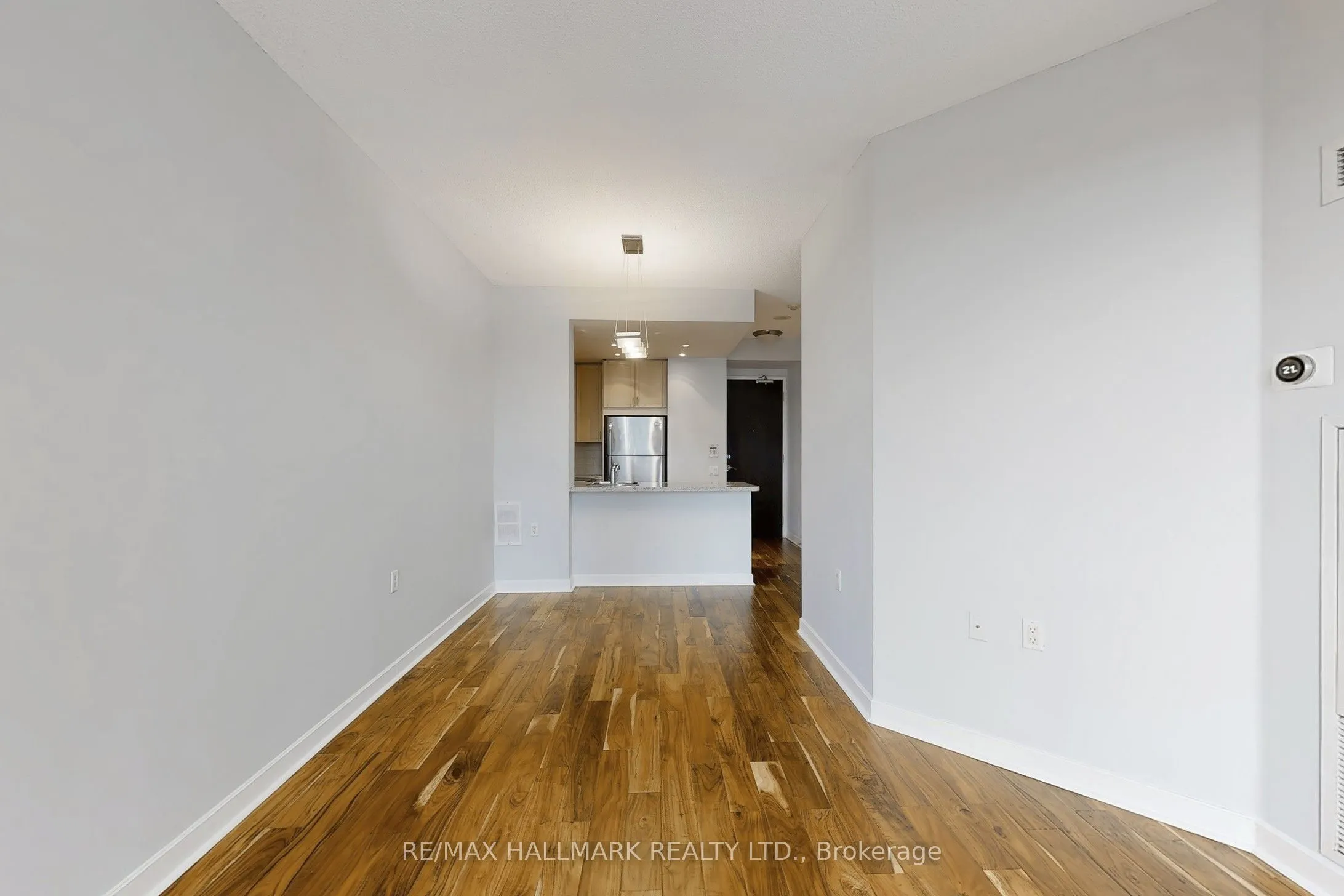 85 Bloor Street E, #1403