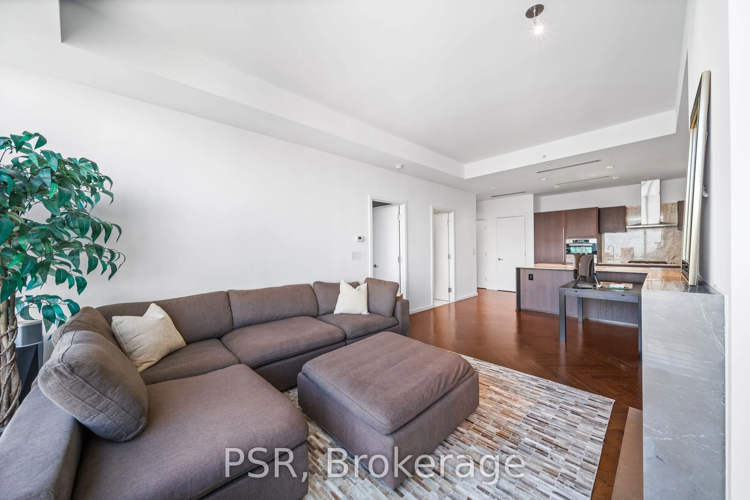 180 University Avenue, #5405