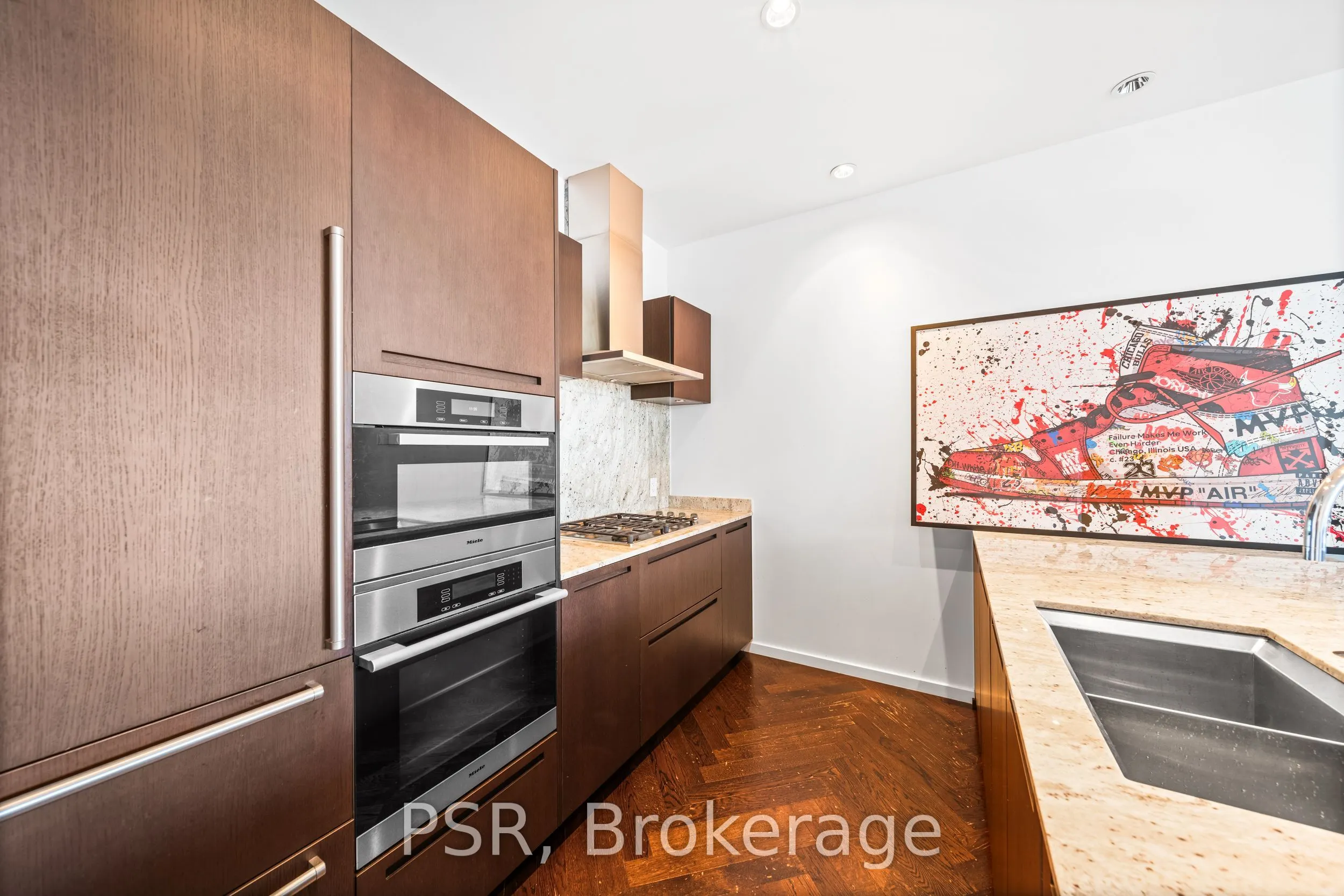 180 University Avenue, #5405