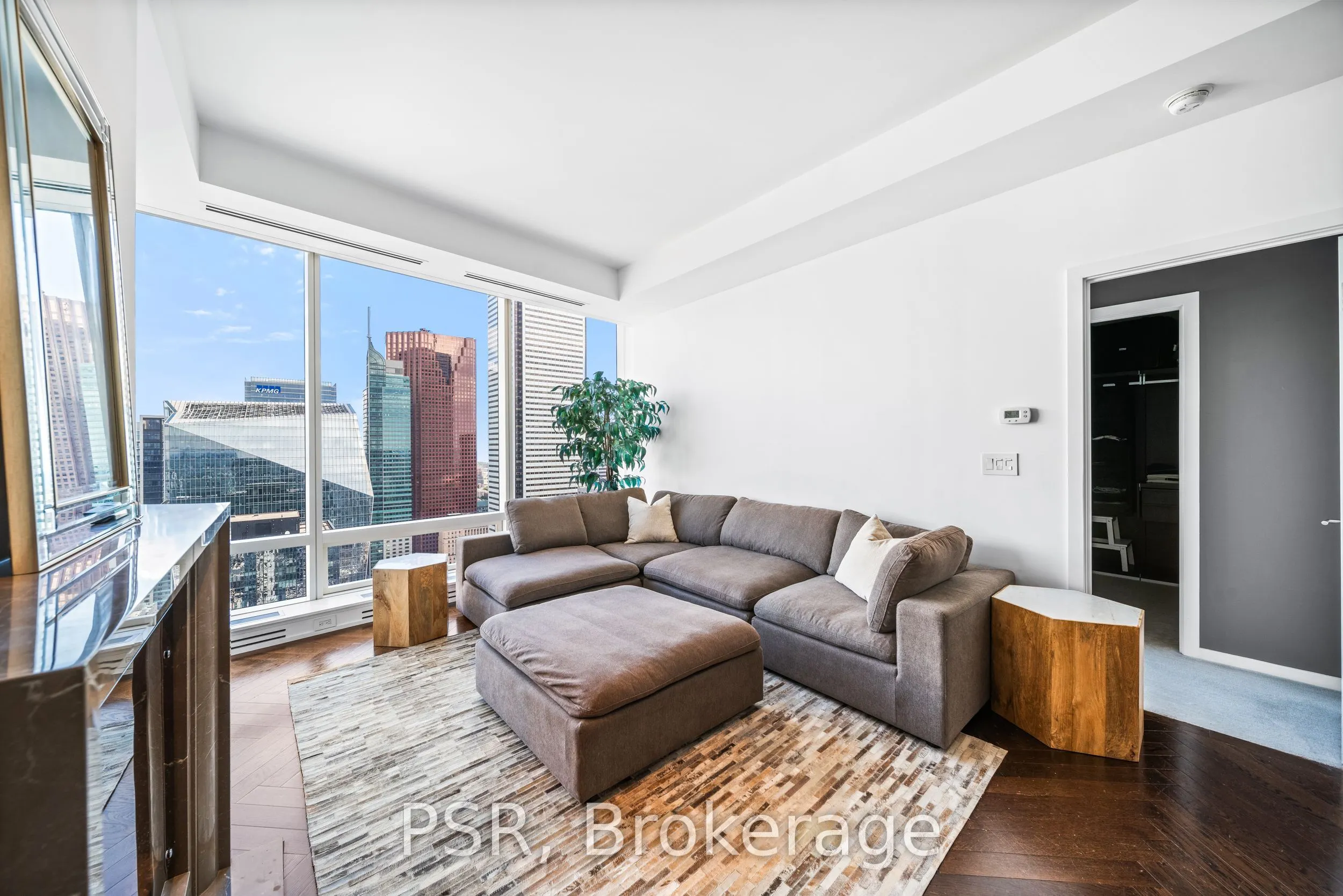 180 University Avenue, #5405