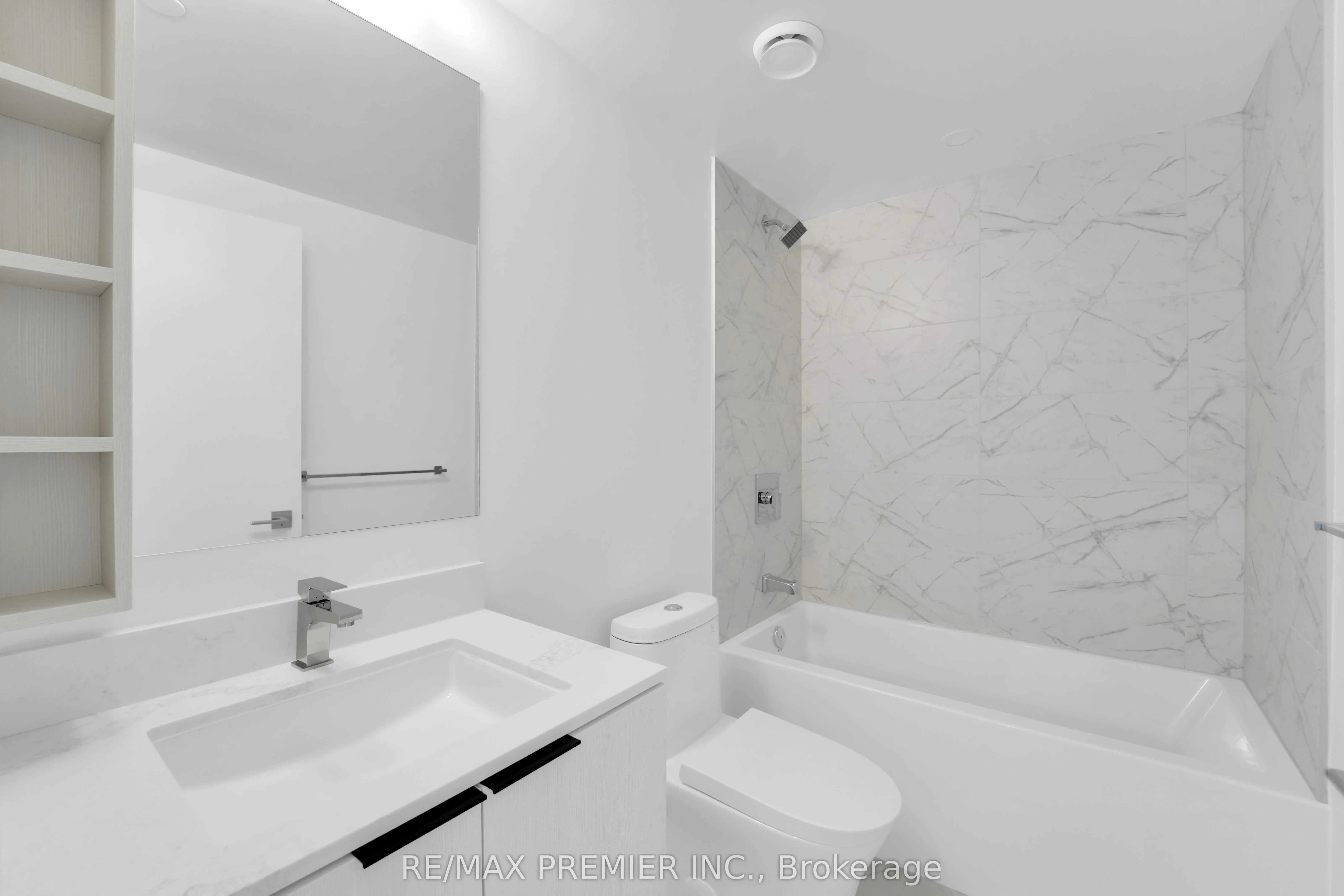 82 Dalhousie Street, #LPH08