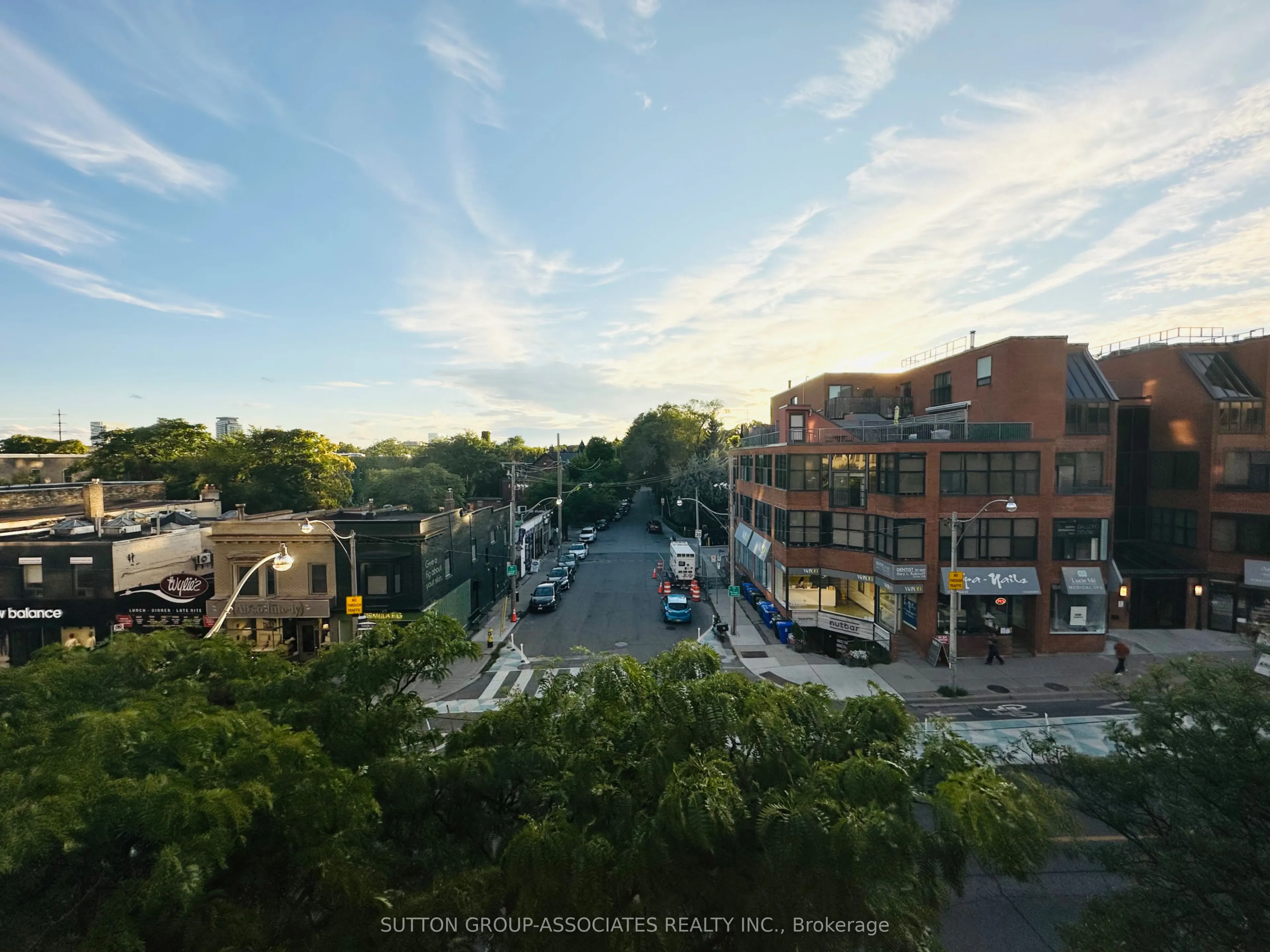 1177 Yonge Street, #401