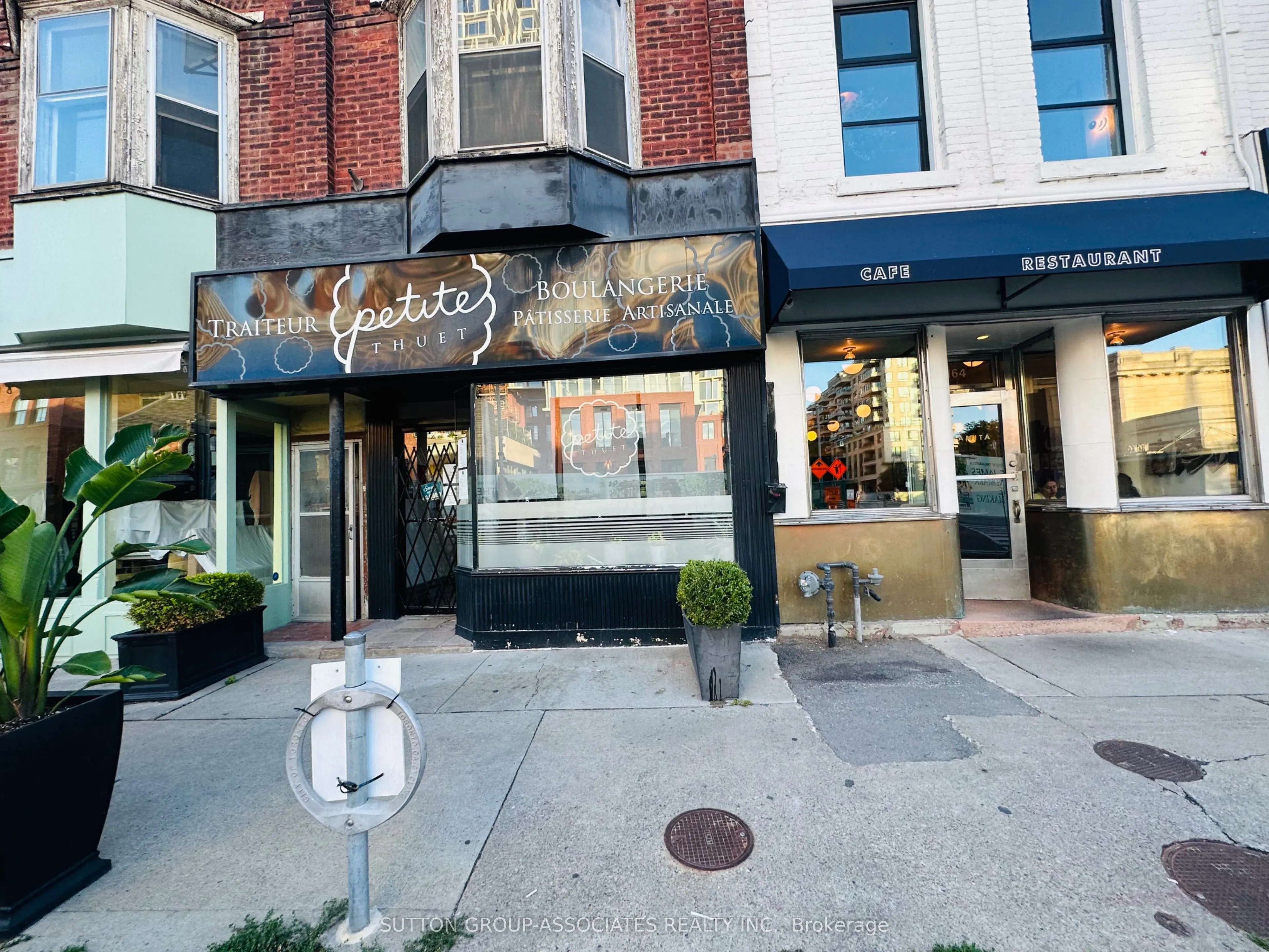 1177 Yonge Street, #401