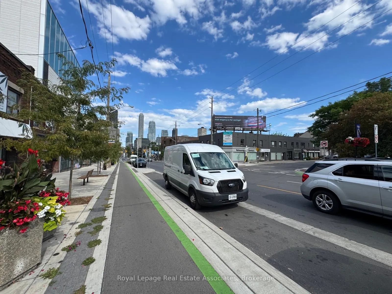 286 Eglinton Avenue W, #Main Level