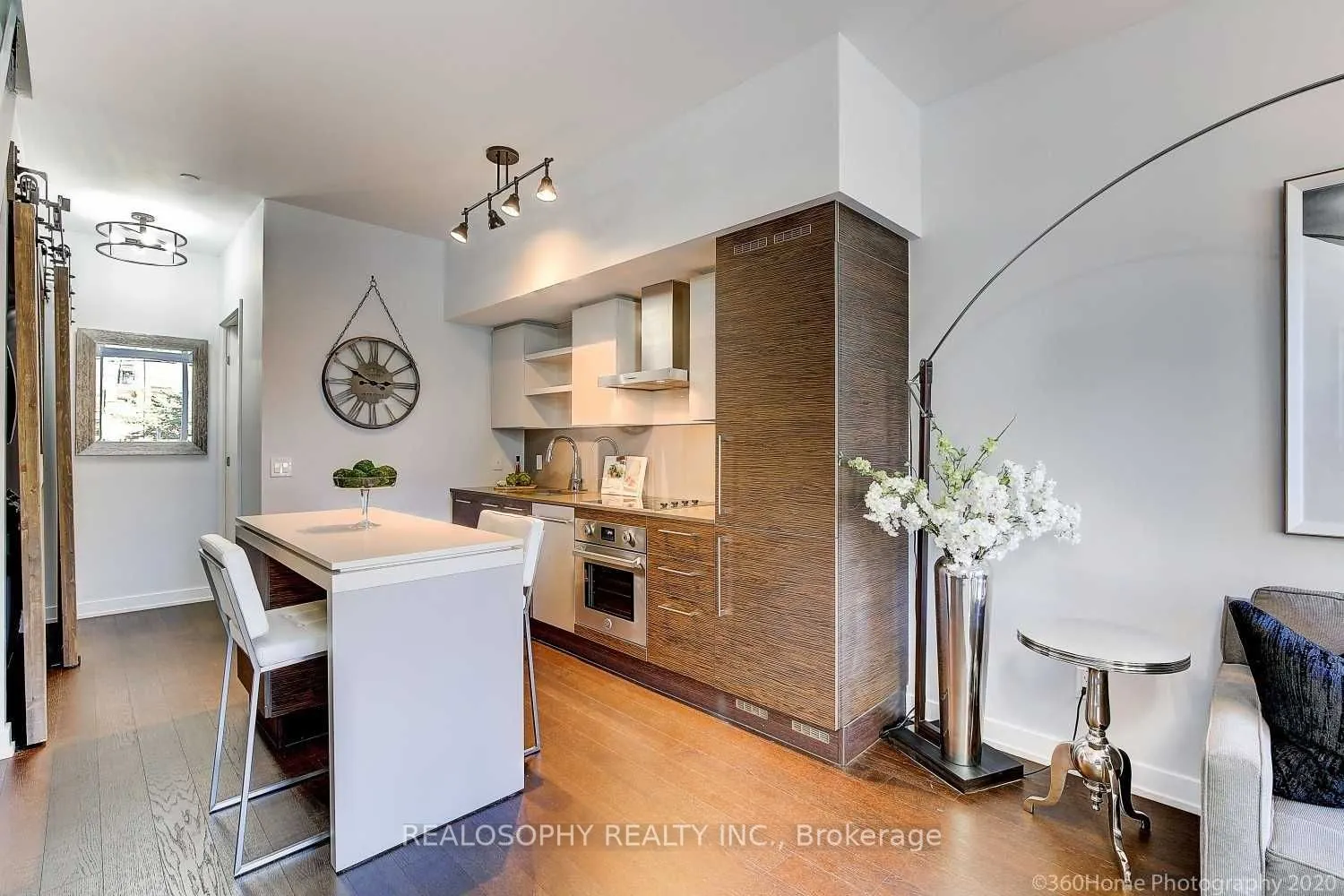 1030 King Street W, #110