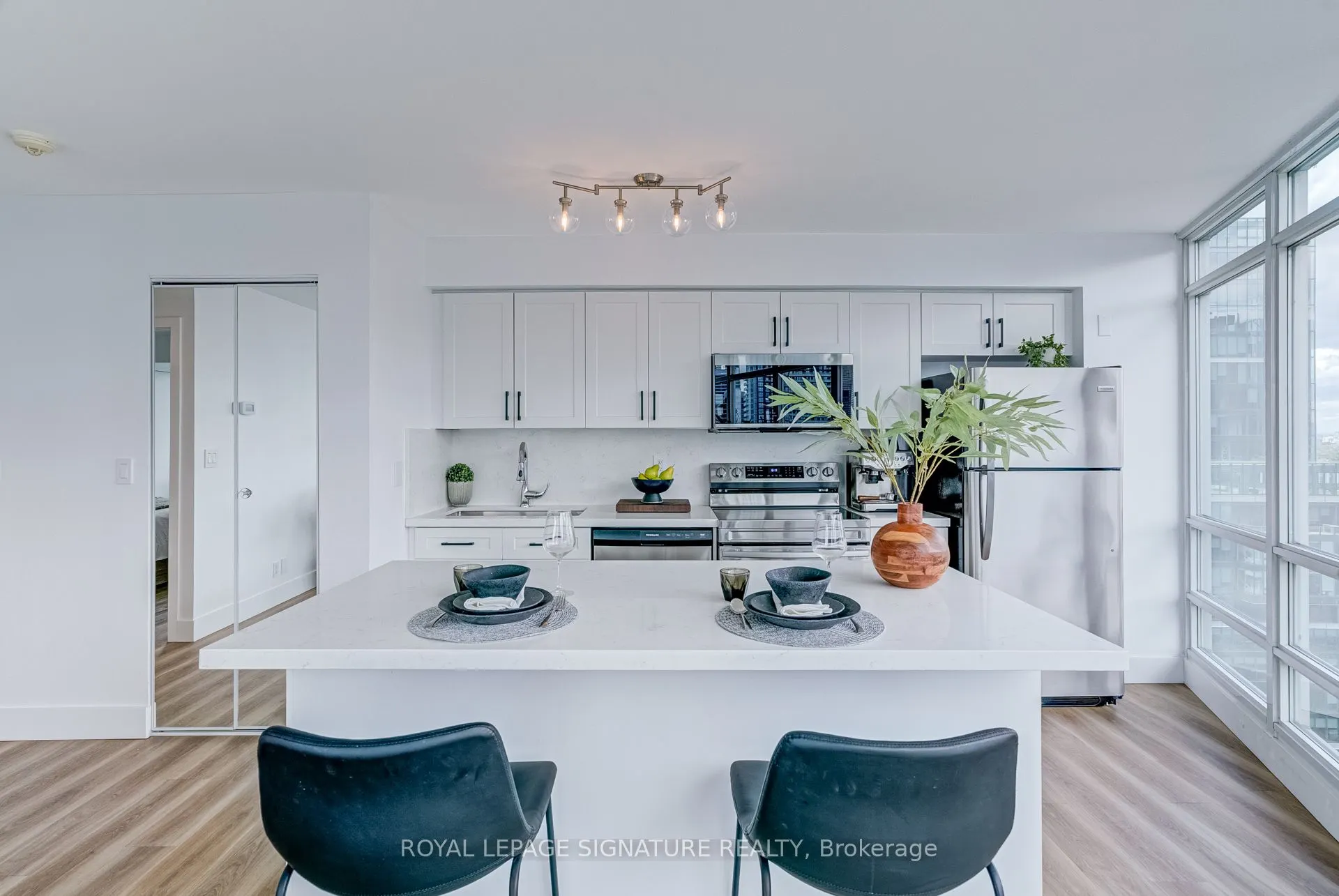 397 Front Street W, #3909