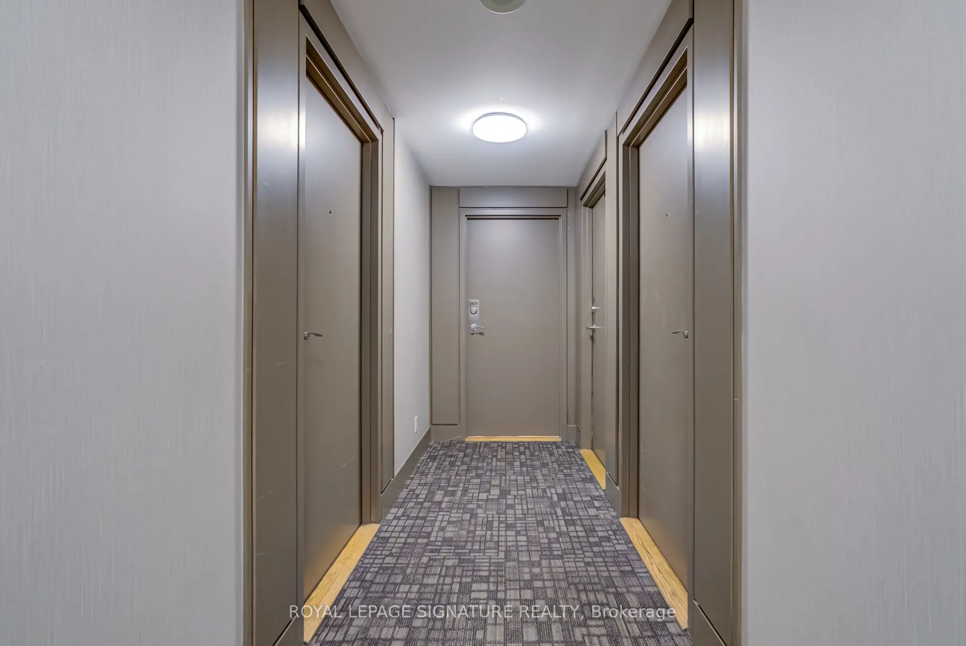 397 Front Street W, #3909