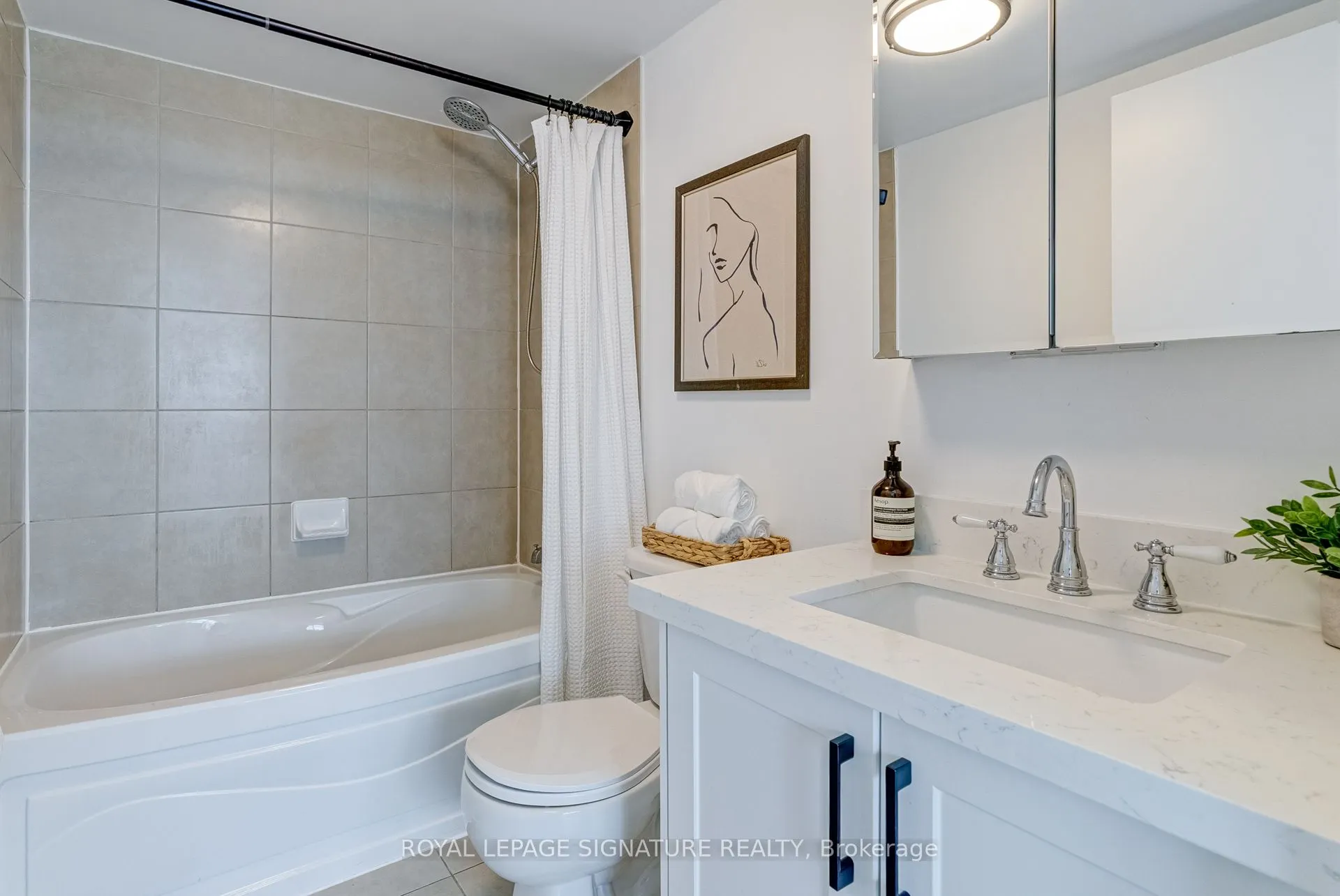 397 Front Street W, #3909