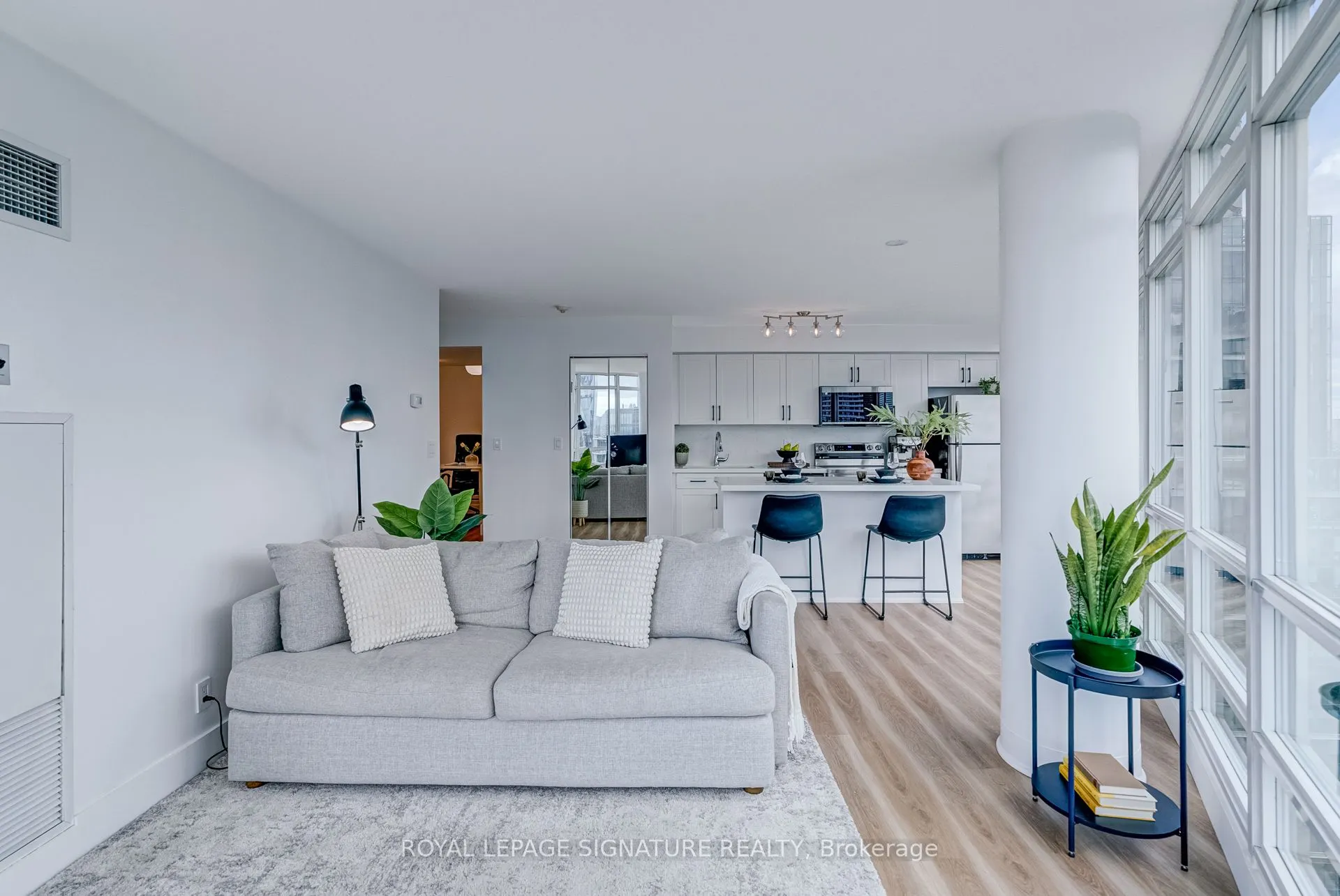 397 Front Street W, #3909
