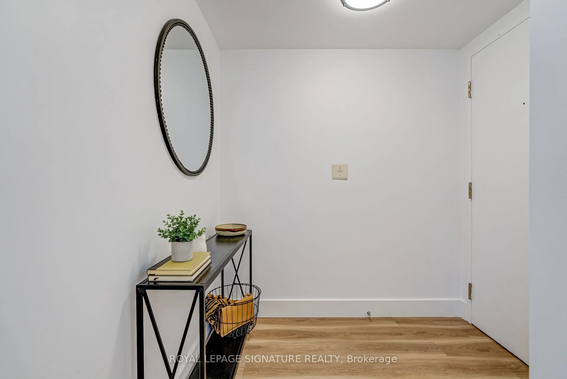 397 Front Street W, #3909