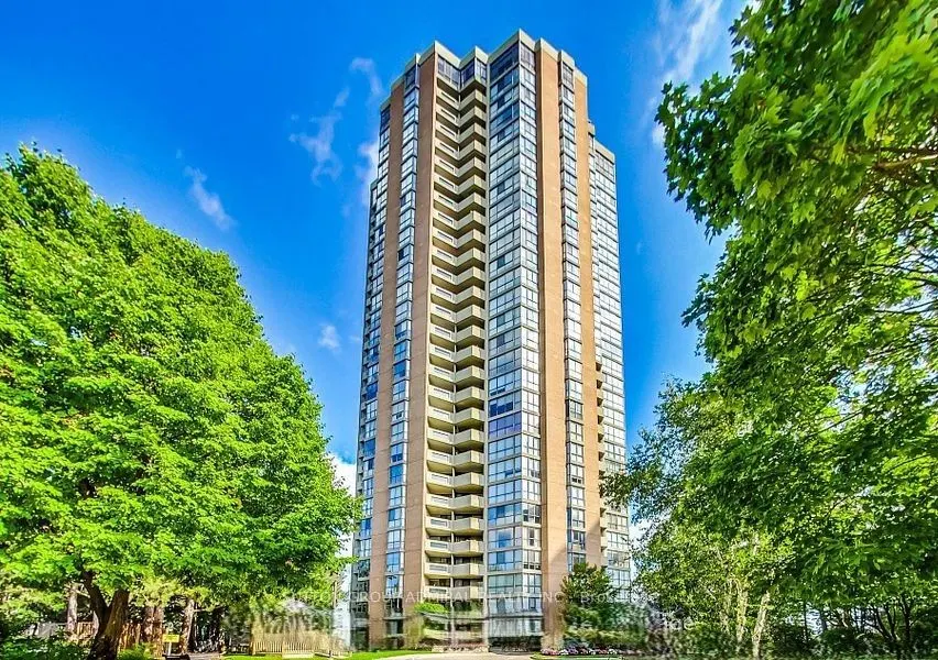 85 Skymark Drive, #801
