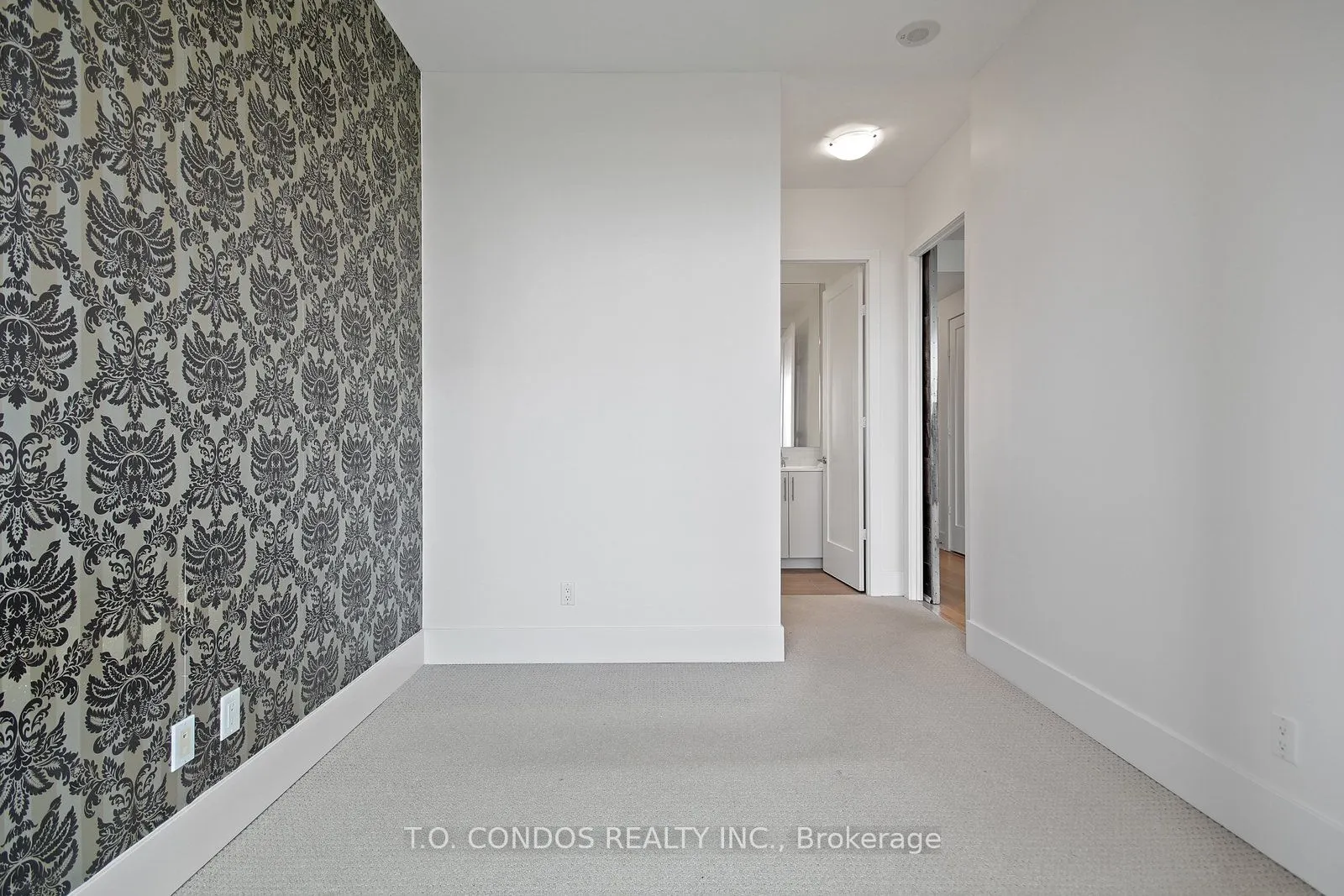 120 Homewood Avenue, #523