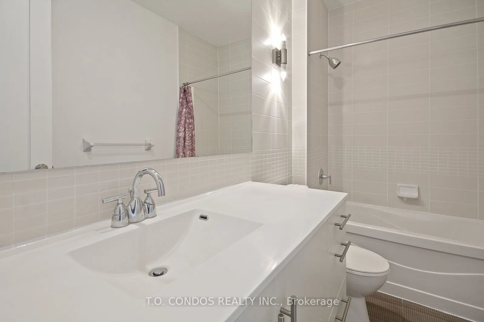 120 Homewood Avenue, #523