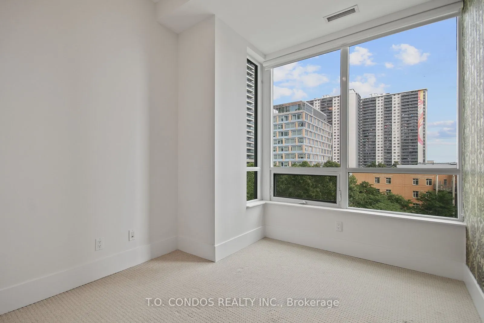 120 Homewood Avenue, #523