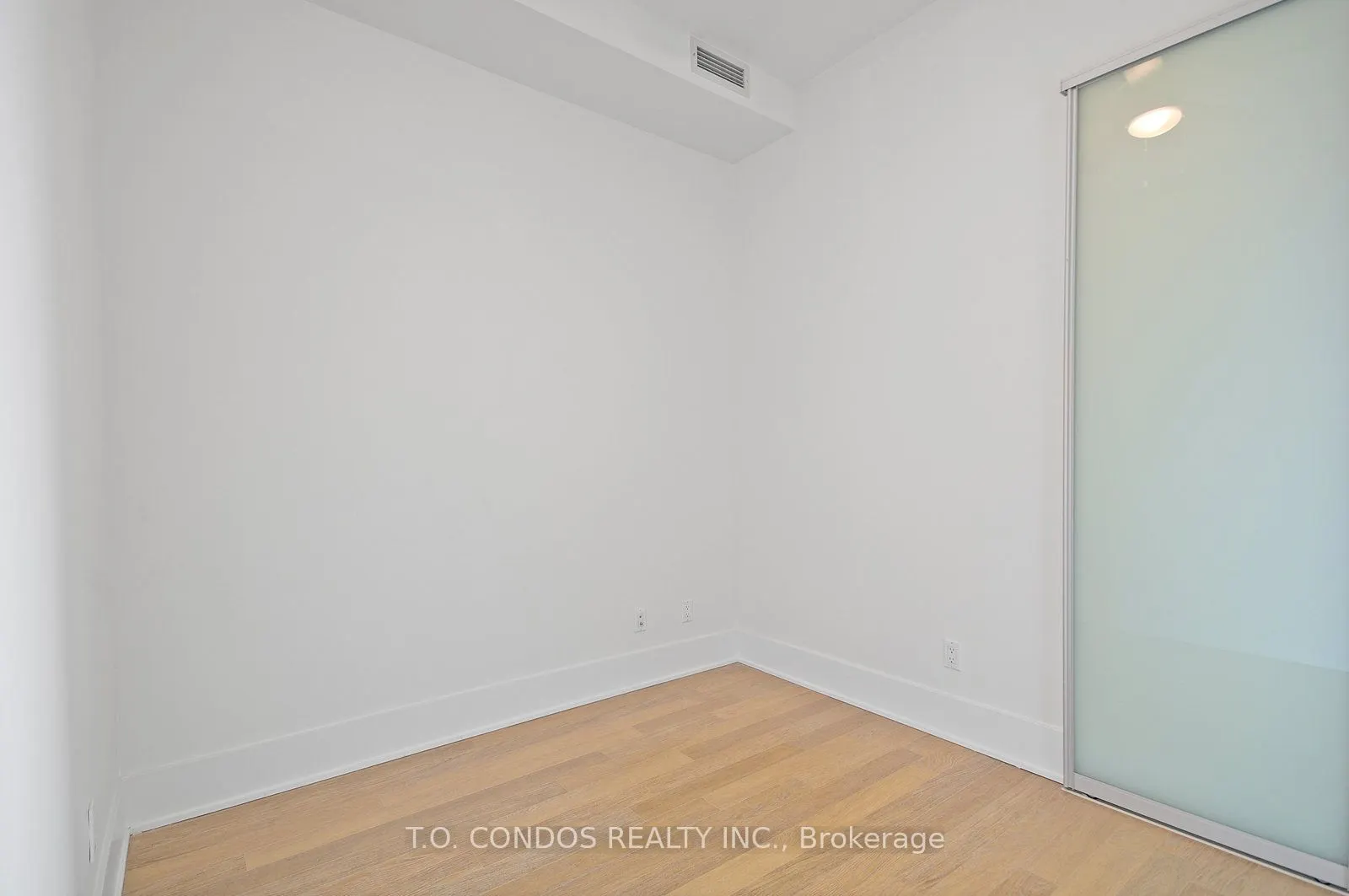 120 Homewood Avenue, #523