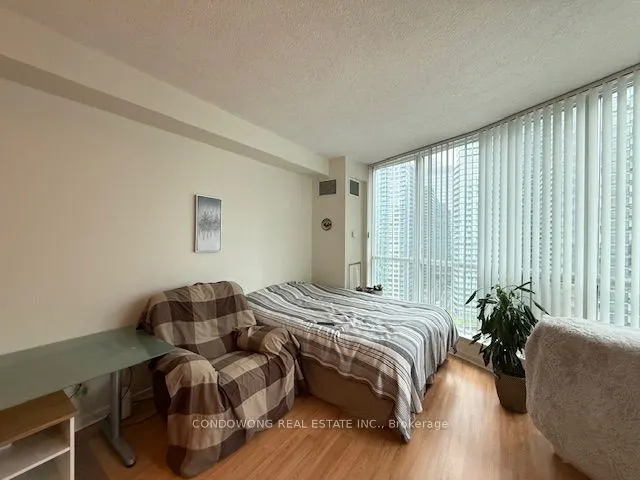 208 Queens Quay W, #2001