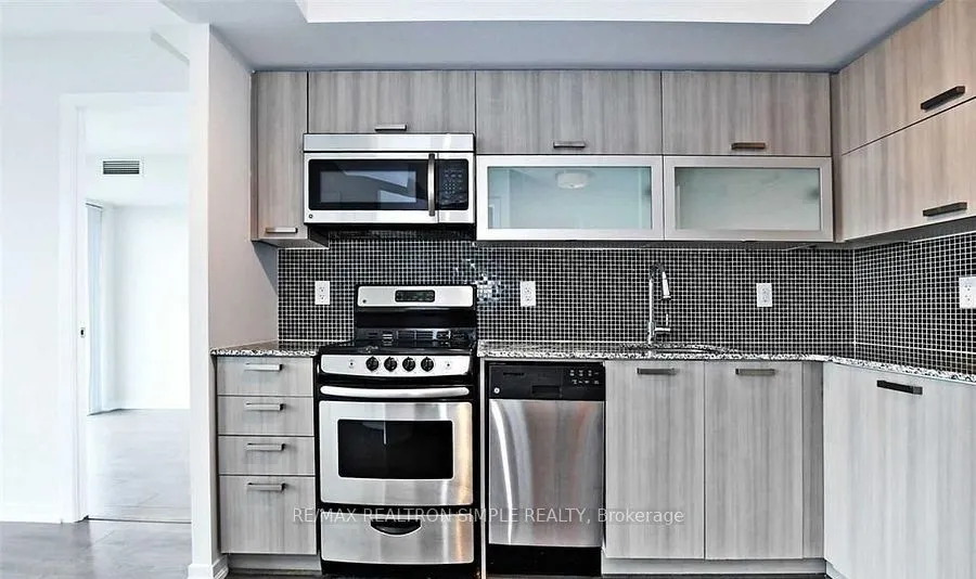 36 Lisgar Street, #2016E