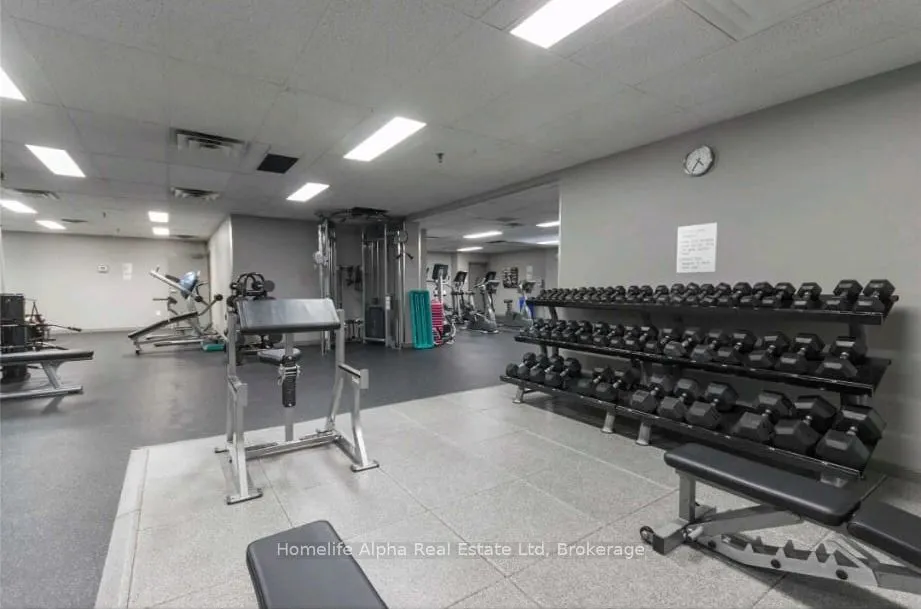 725 King Street W, #604