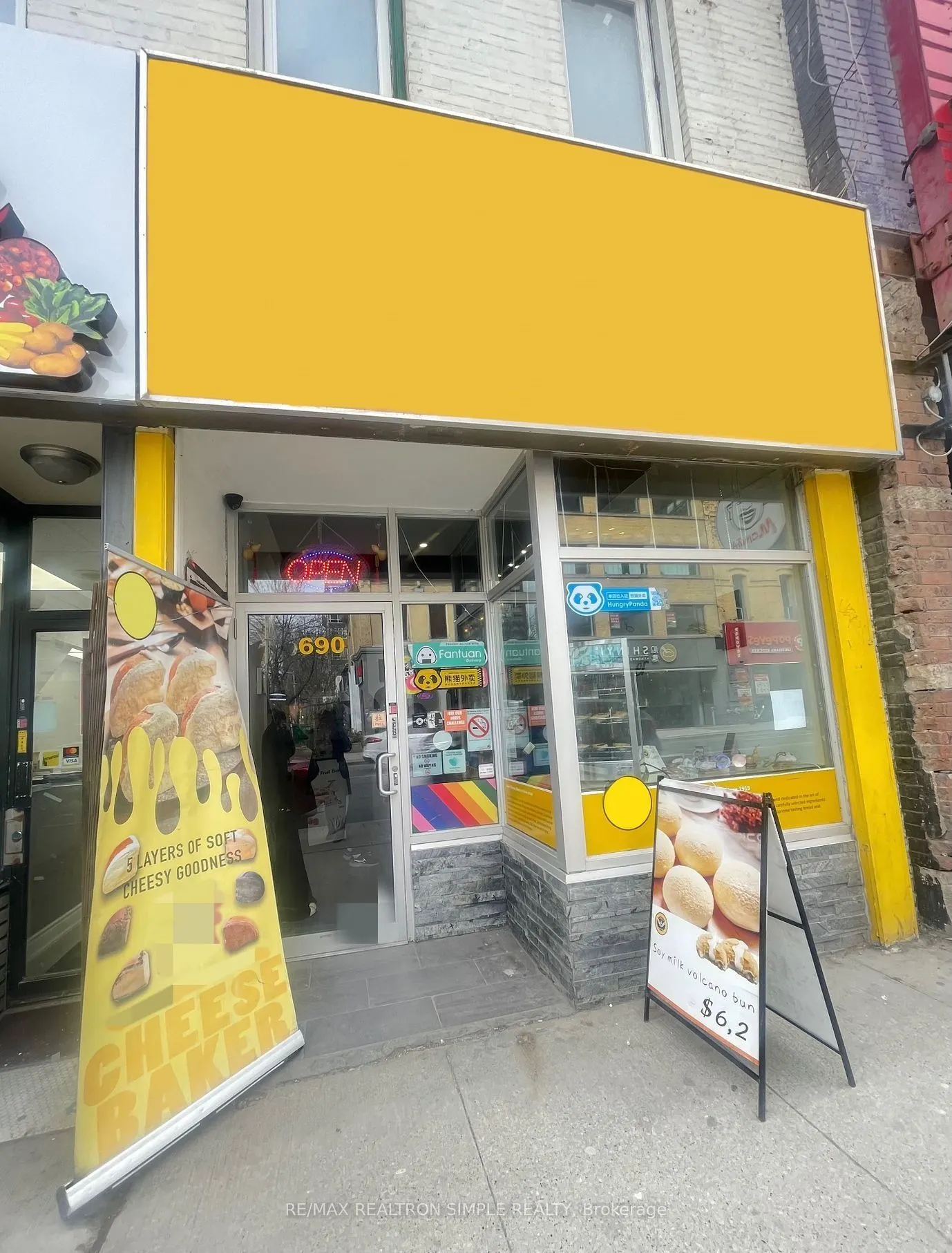 690 Yonge Street
