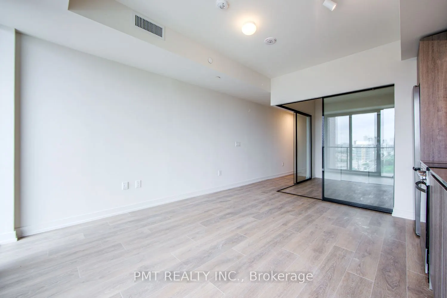 181 Sterling Road, #1216