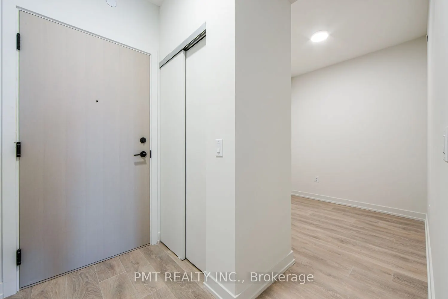 181 Sterling Road, #1216
