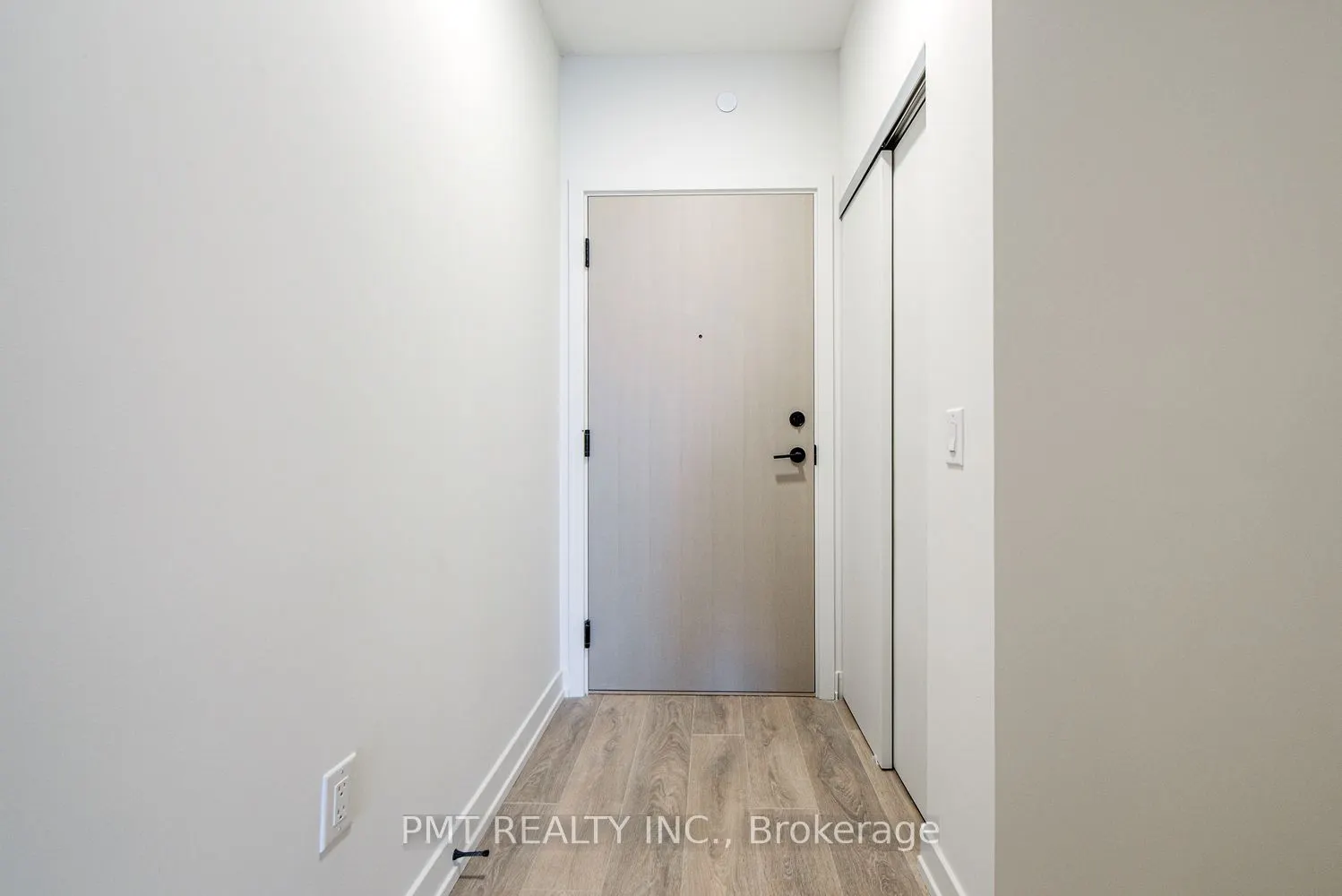 181 Sterling Road, #1216