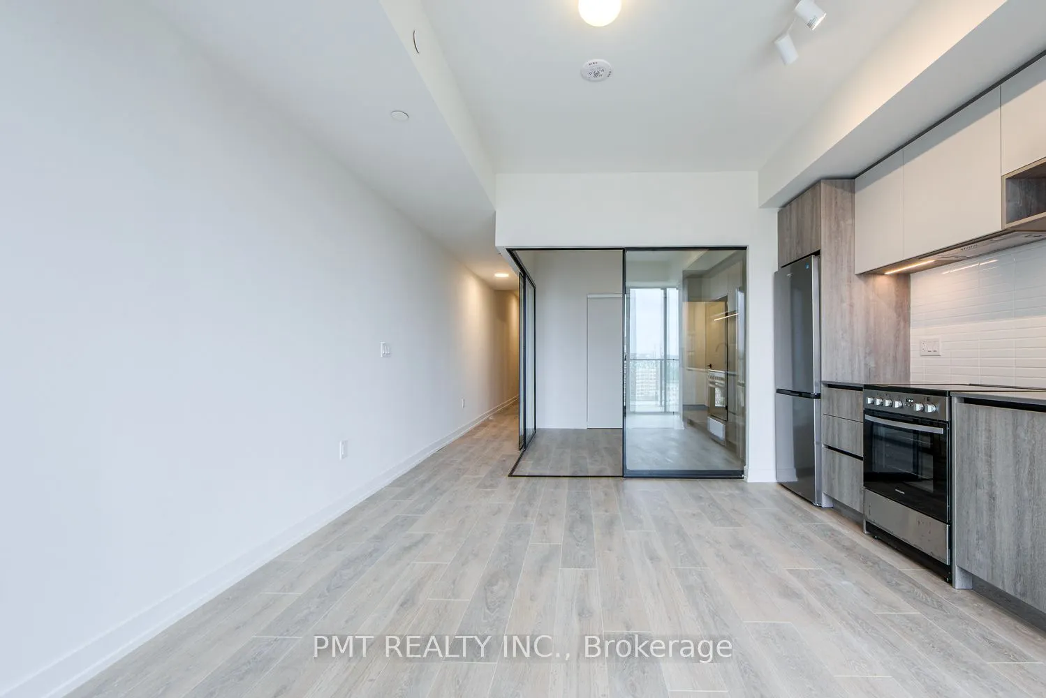 181 Sterling Road, #1216