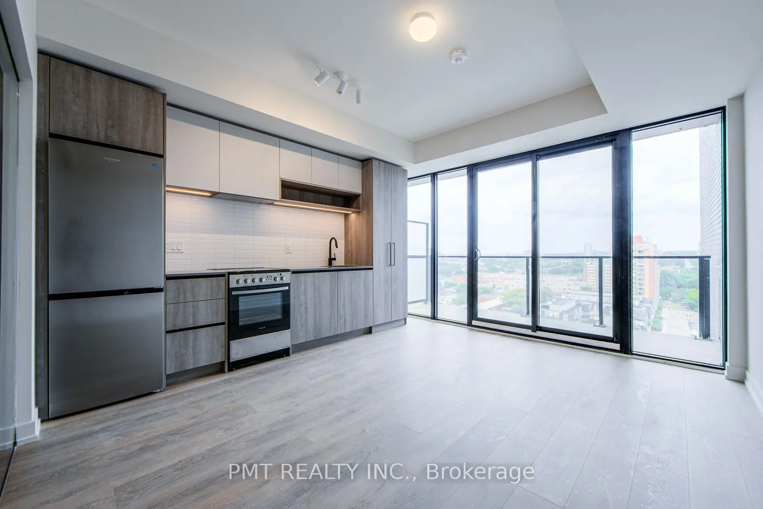 181 Sterling Road, #1216