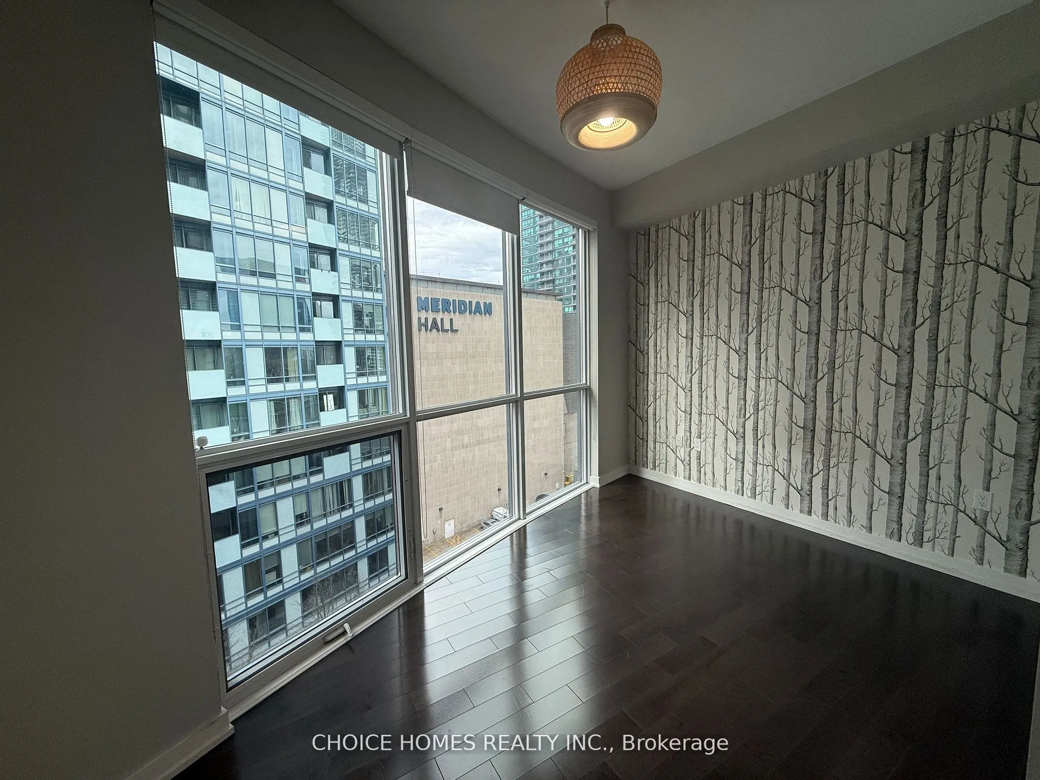 1 The Esplanade, #702