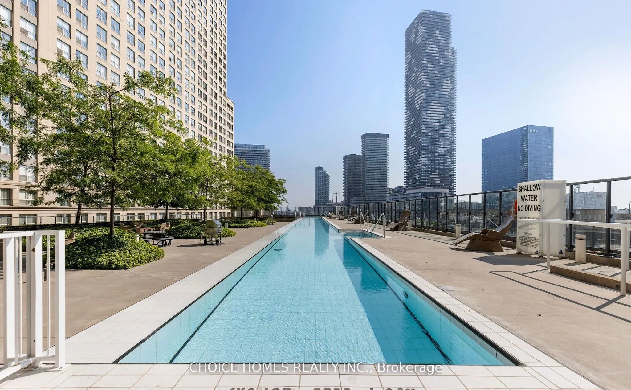 1 The Esplanade, #702