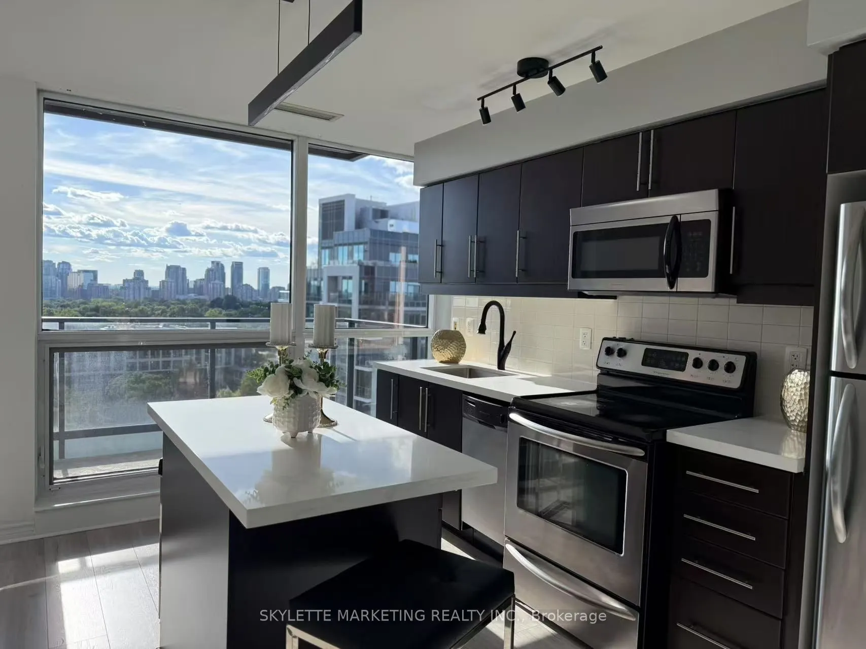 2885 Bayview Avenue, #1315