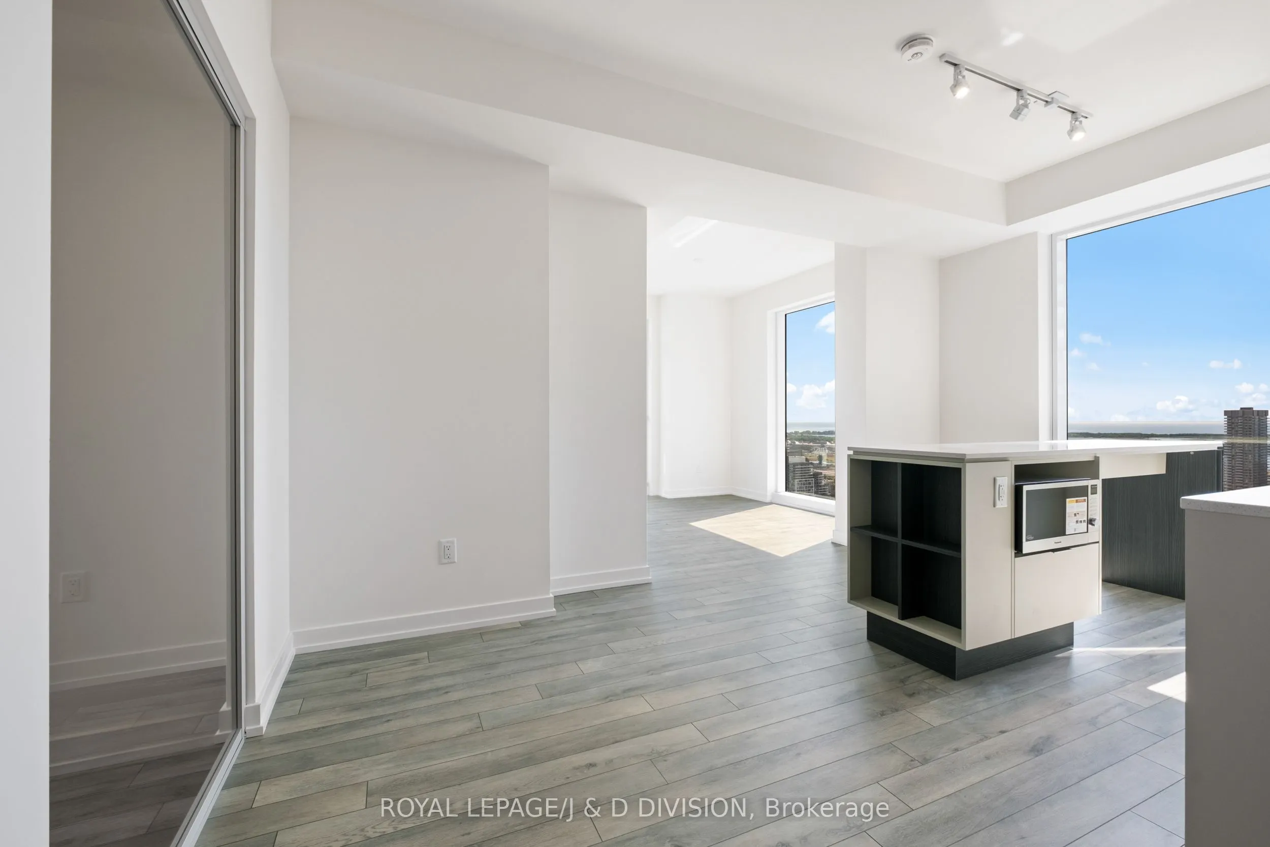 89 Church Street, #4107