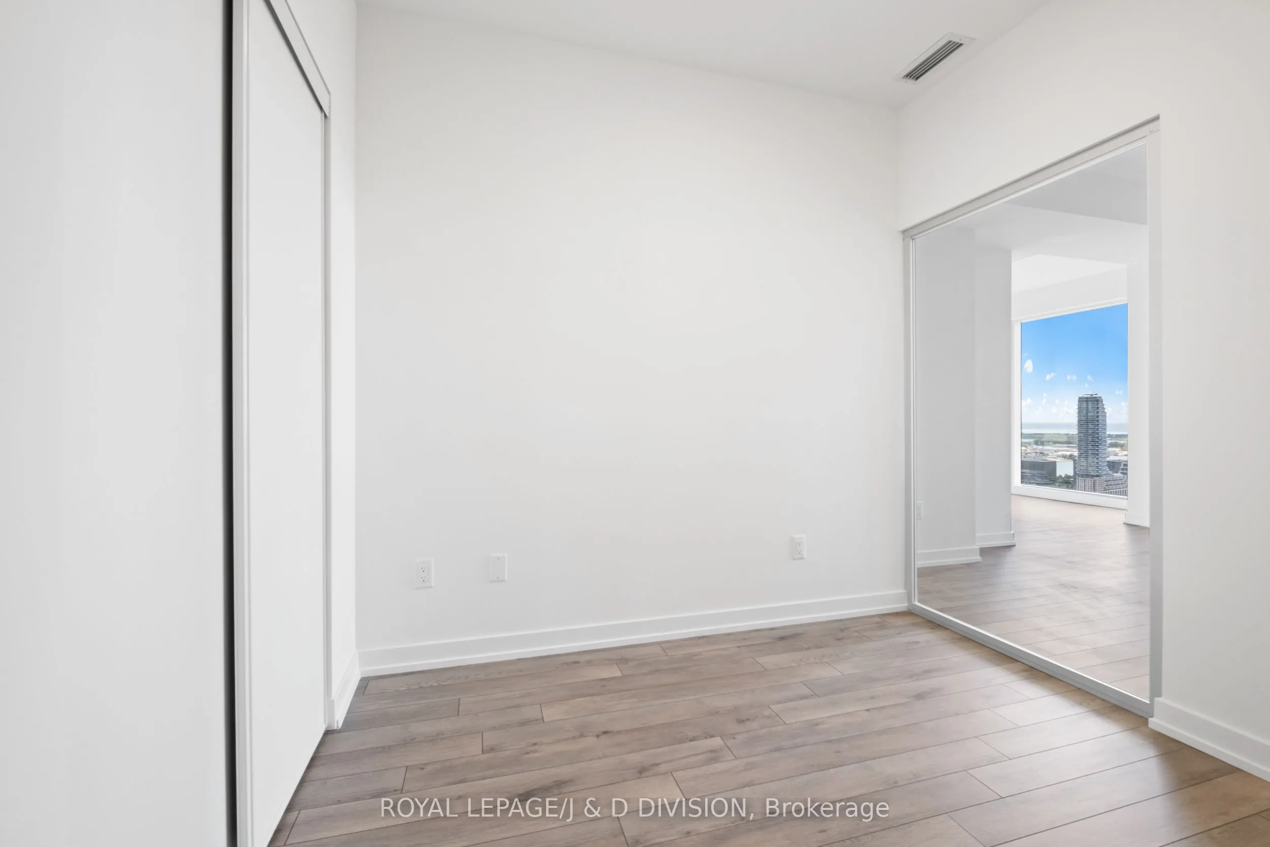 89 Church Street, #4107