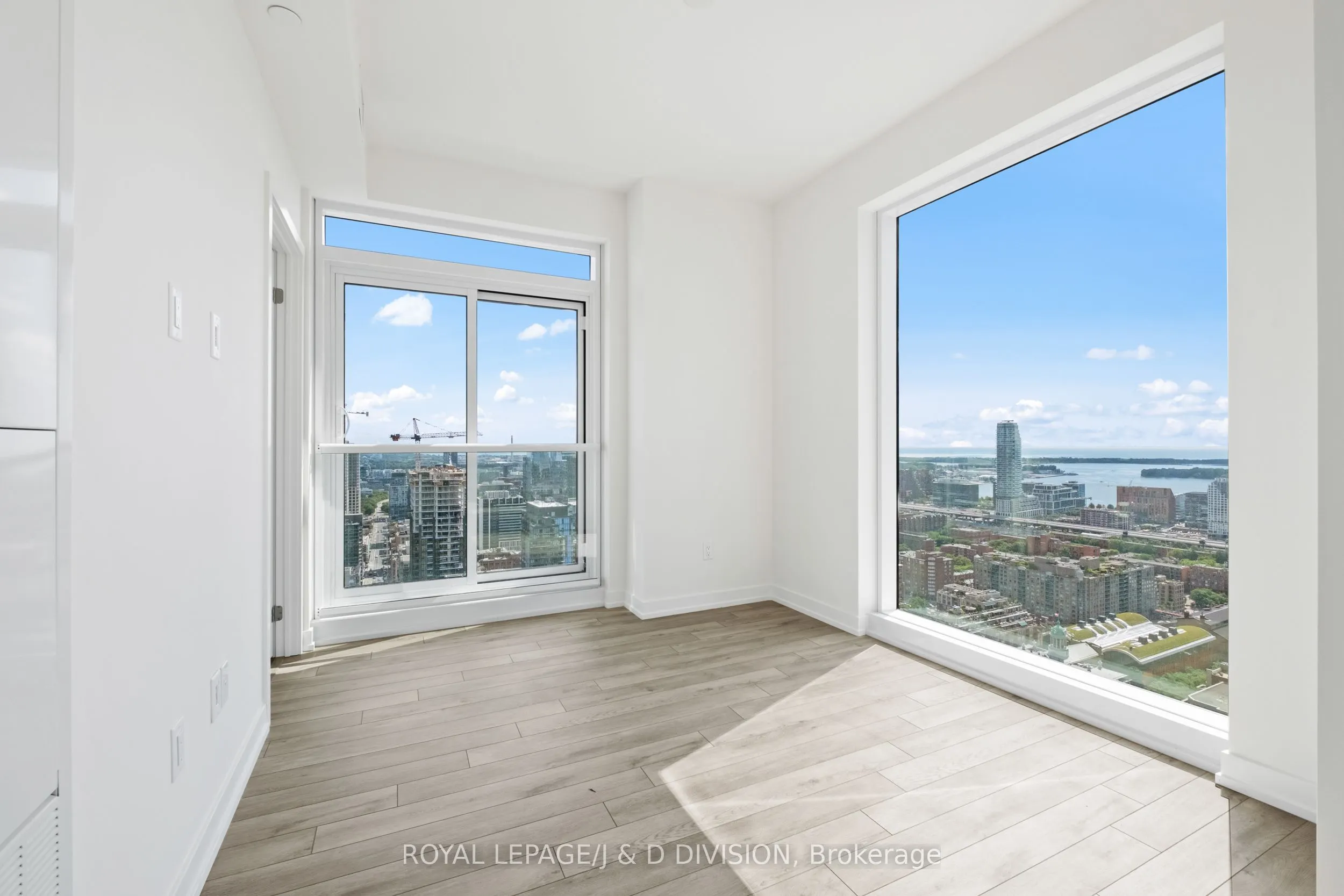89 Church Street, #4107