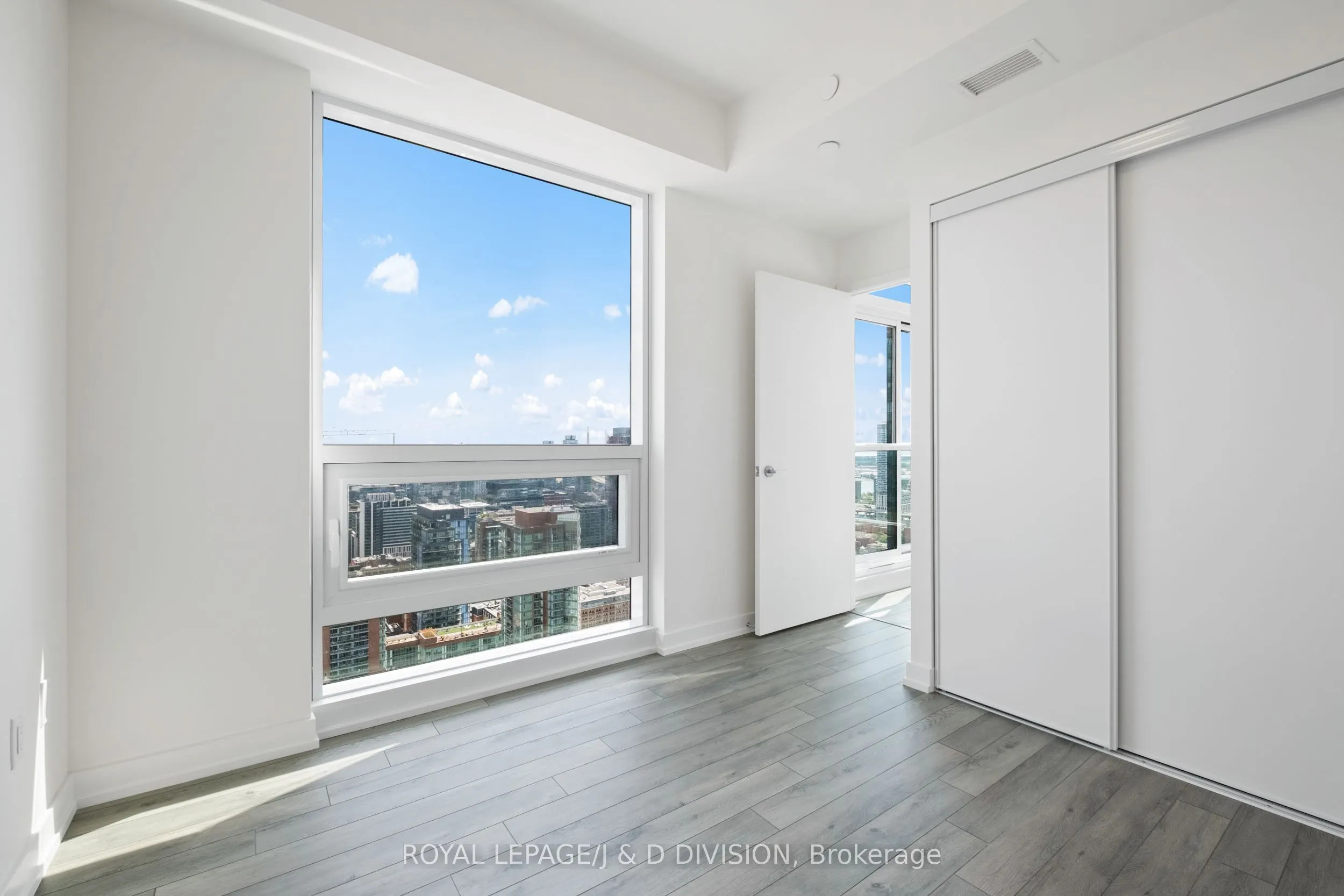 89 Church Street, #4107