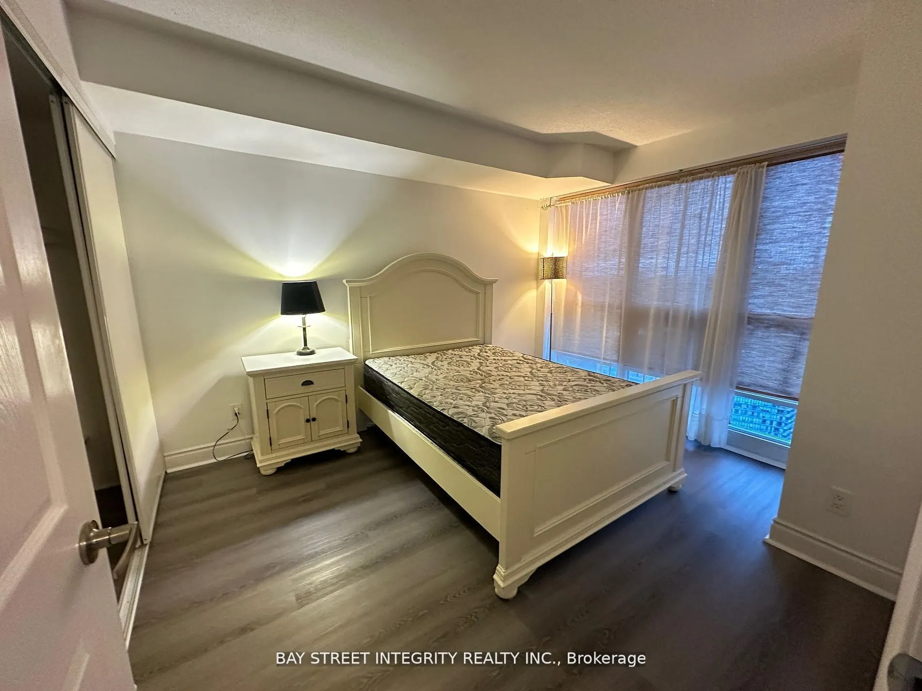 763 Bay Street, #4001